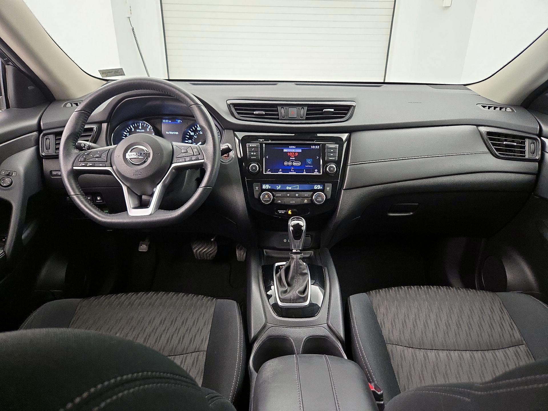 Thumbnail: 2019 Nissan Rogue - 9