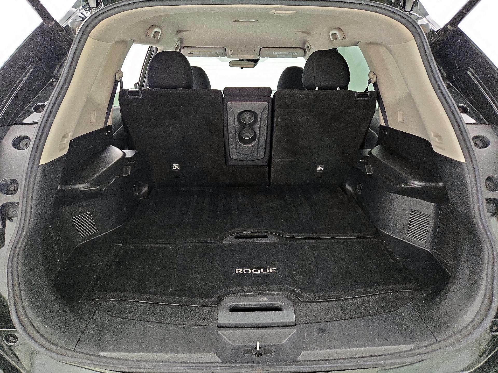 Thumbnail: 2019 Nissan Rogue - 20