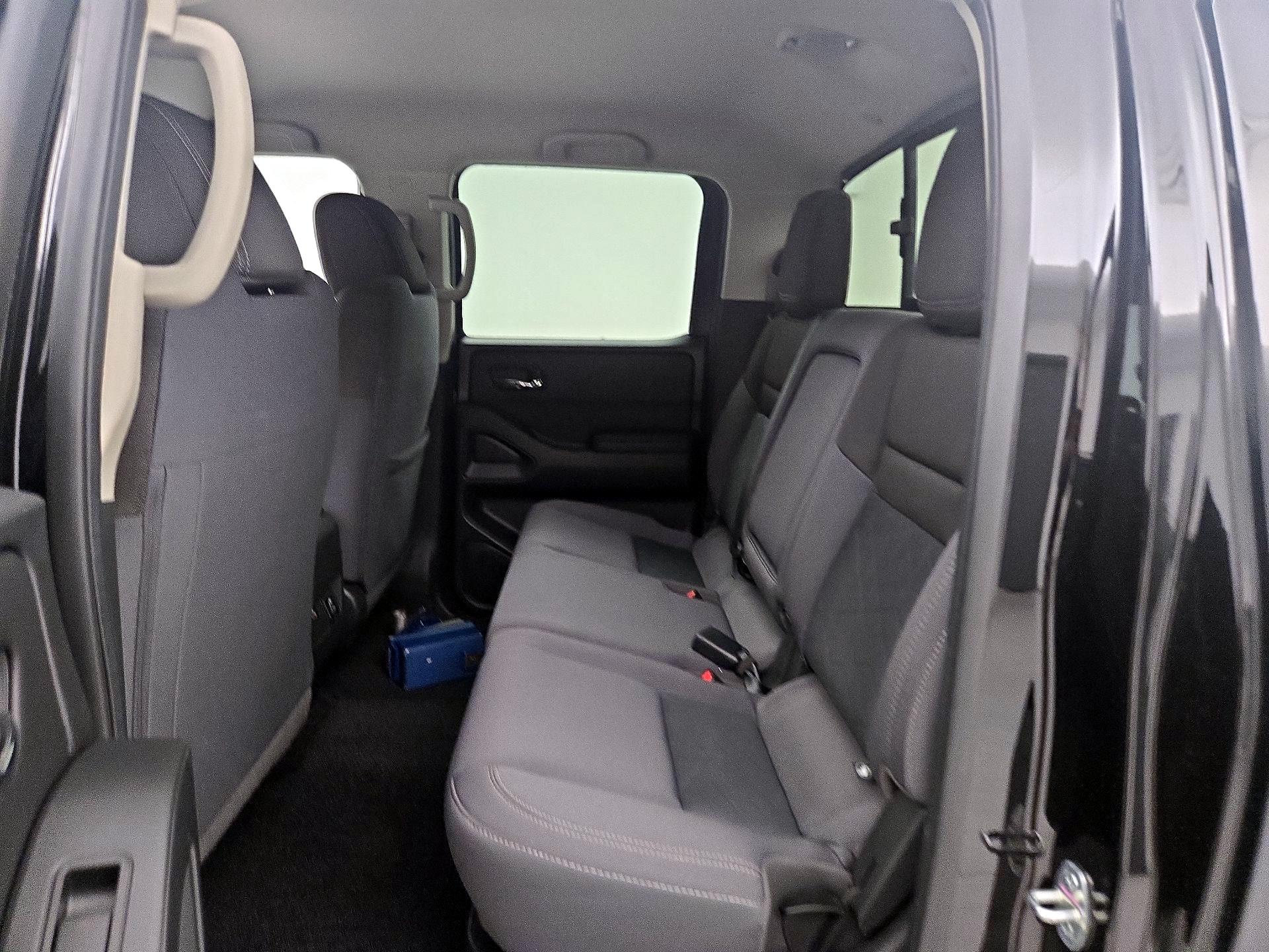 Thumbnail: 2025 Nissan Frontier - 19