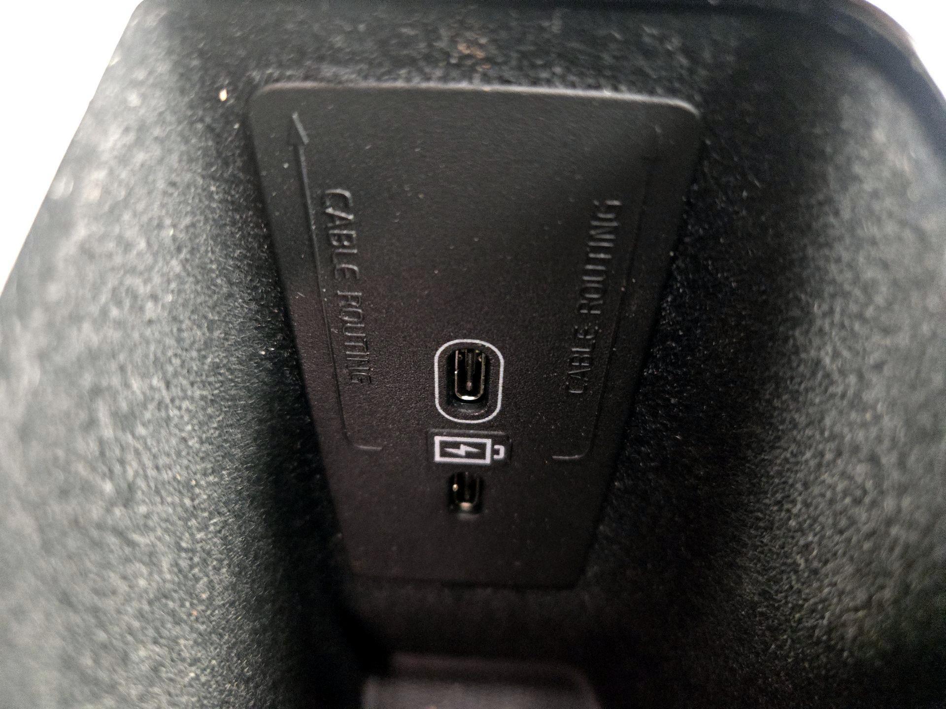 Thumbnail: 2025 Volvo XC60 - 19