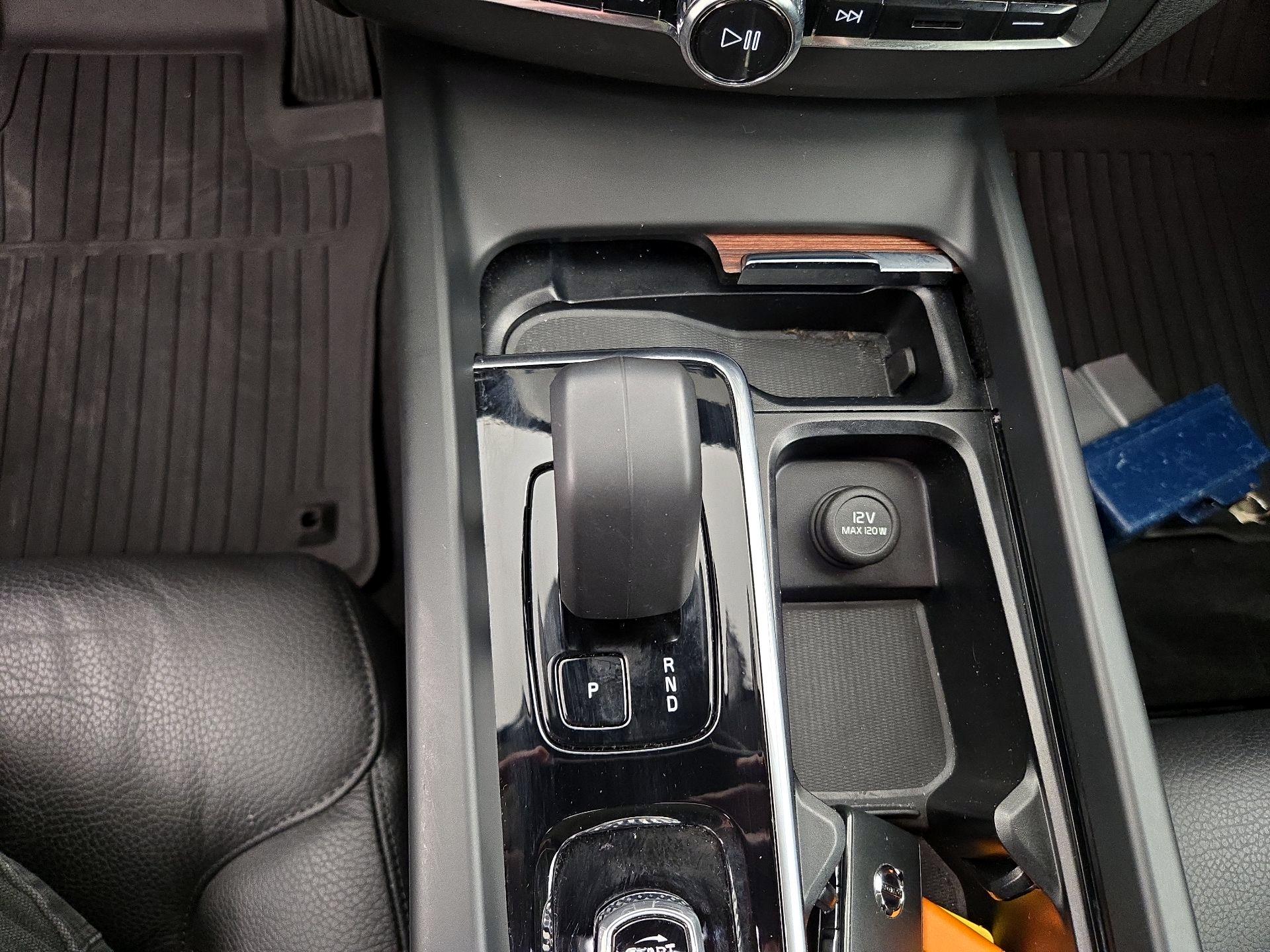 Thumbnail: 2024 Volvo XC60 - 18