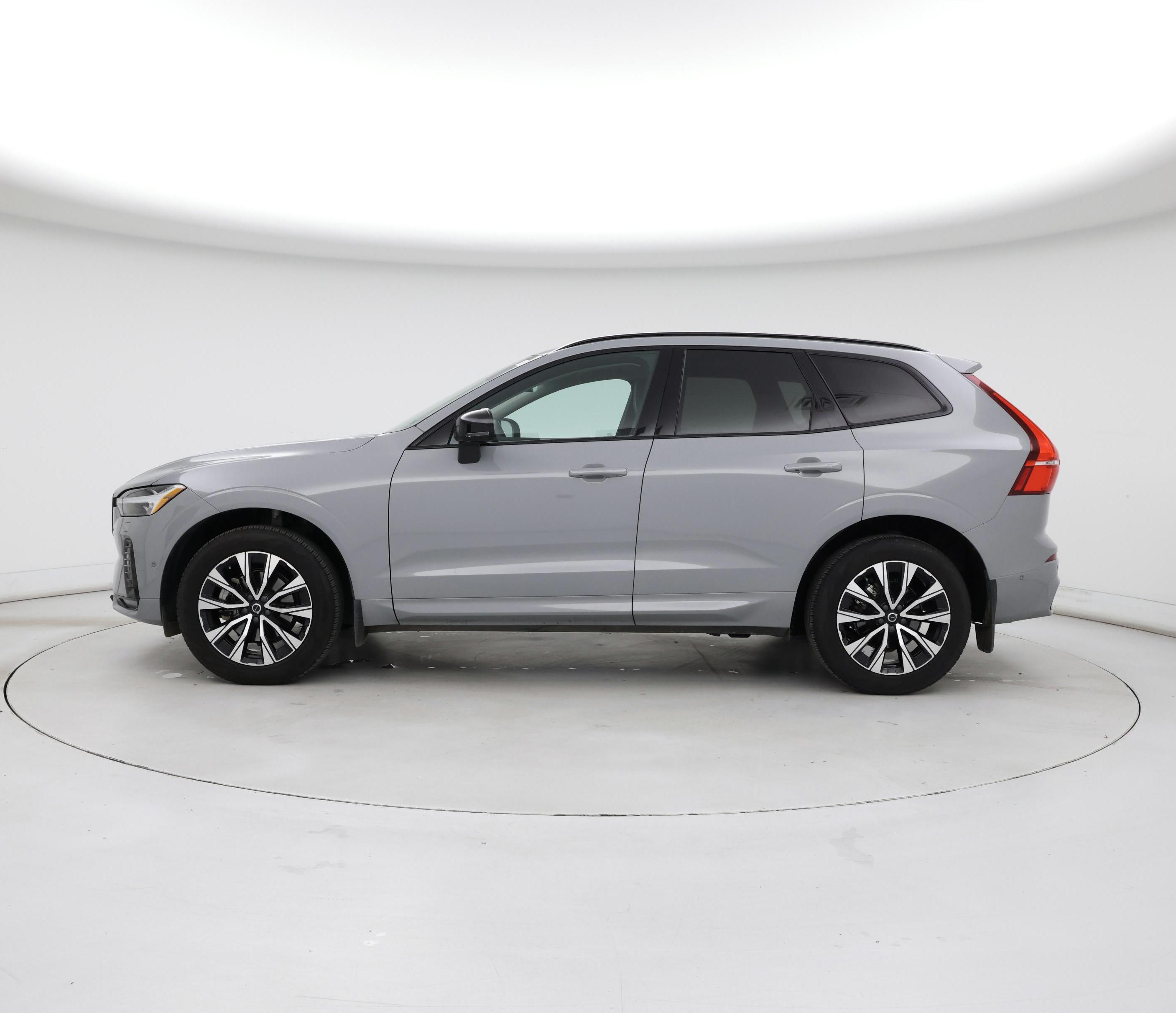Thumbnail: 2024 Volvo XC60 - 3