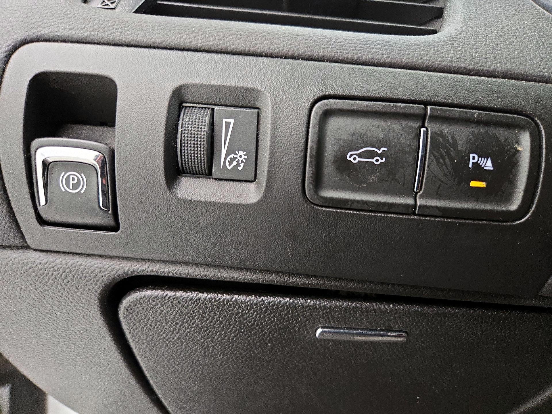 Thumbnail: 2015 Chevrolet Impala - 13