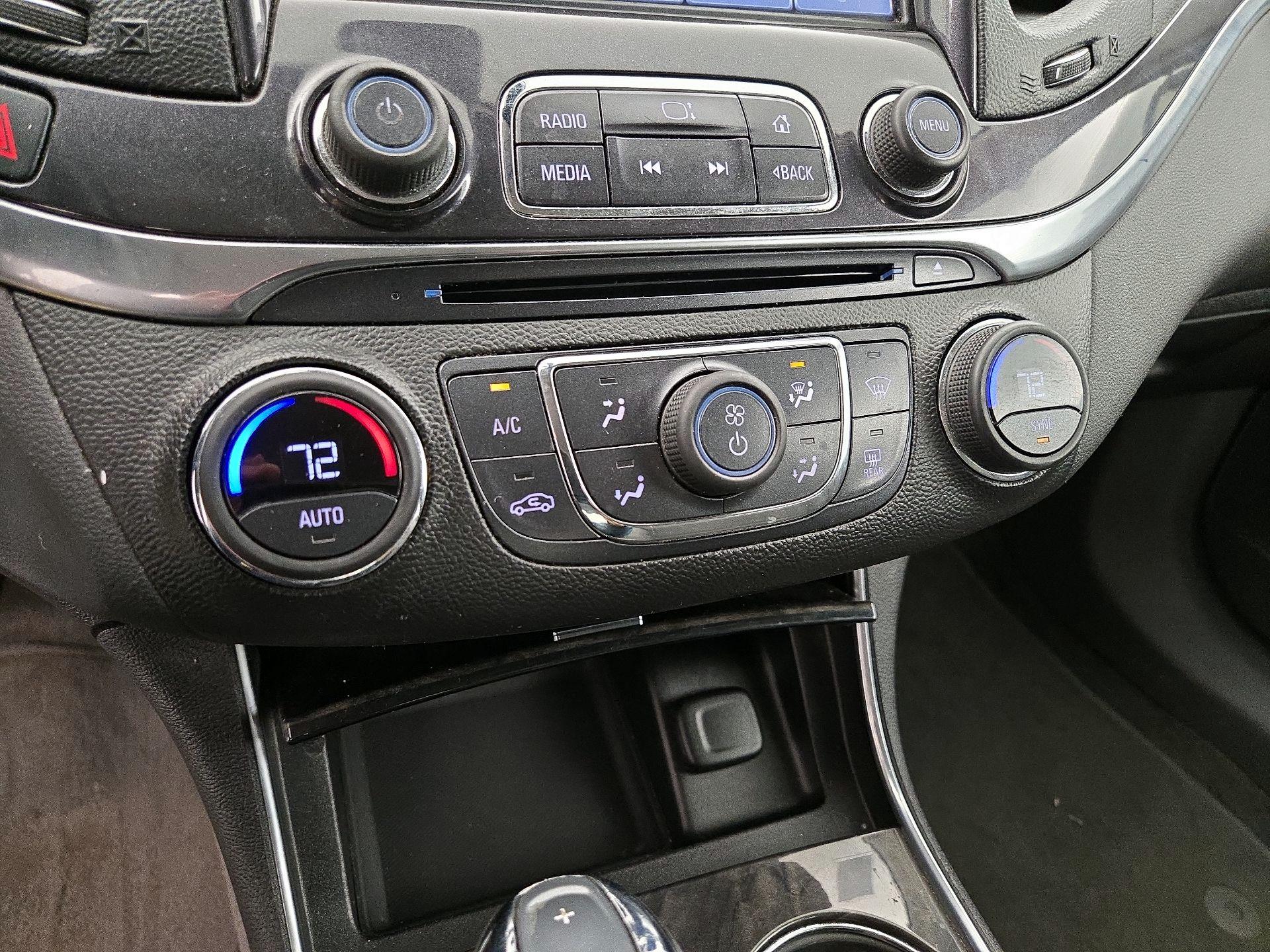 Thumbnail: 2015 Chevrolet Impala - 16