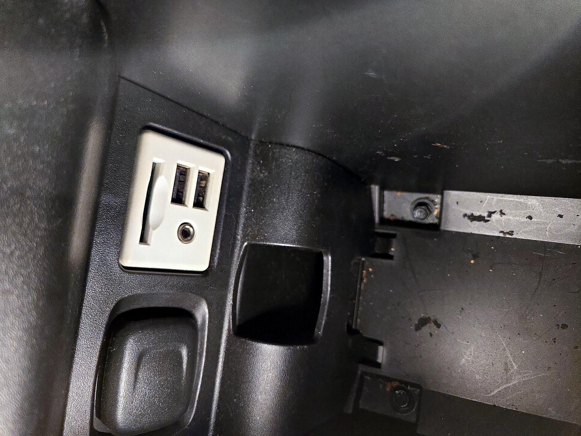 Thumbnail: 2015 Chevrolet Impala - 18