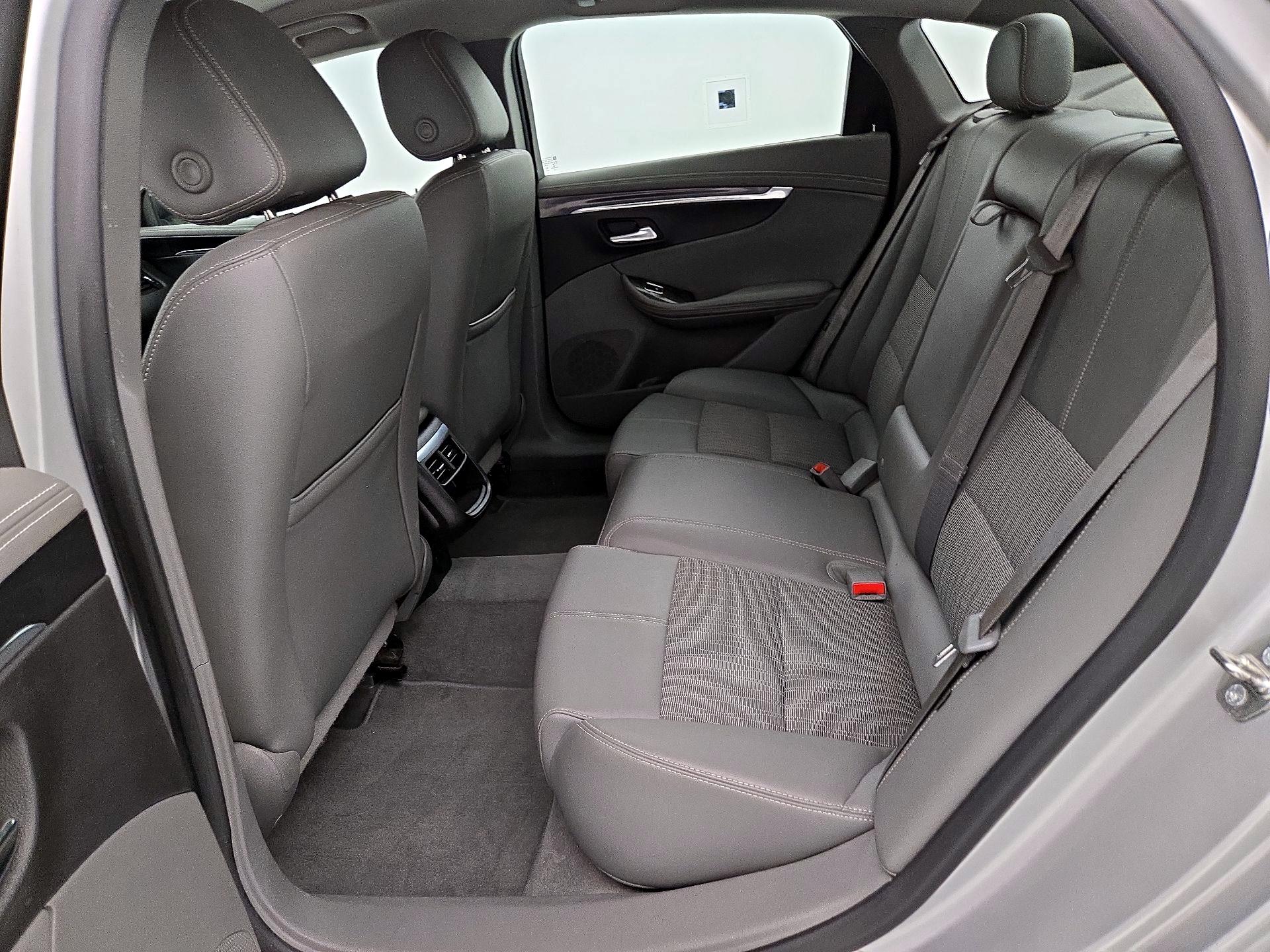 Thumbnail: 2015 Chevrolet Impala - 19