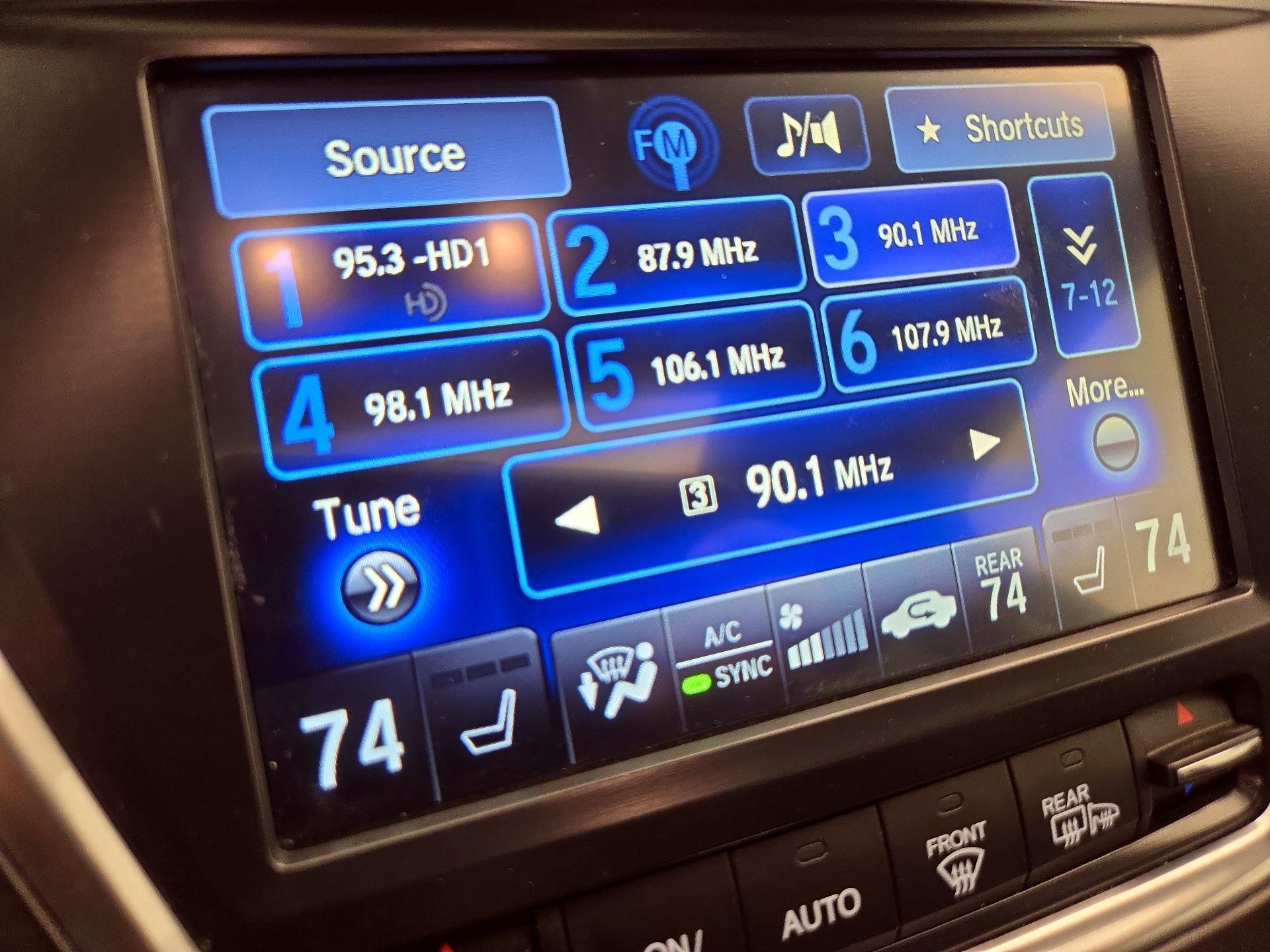 Thumbnail: 2017 Acura MDX - 16