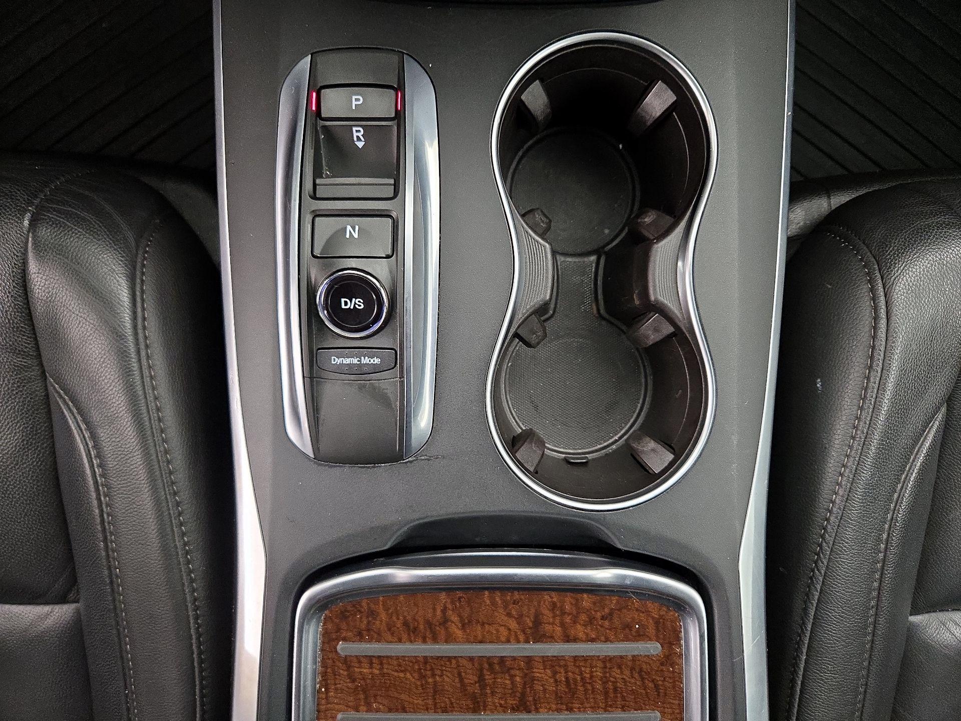 Thumbnail: 2017 Acura MDX - 18