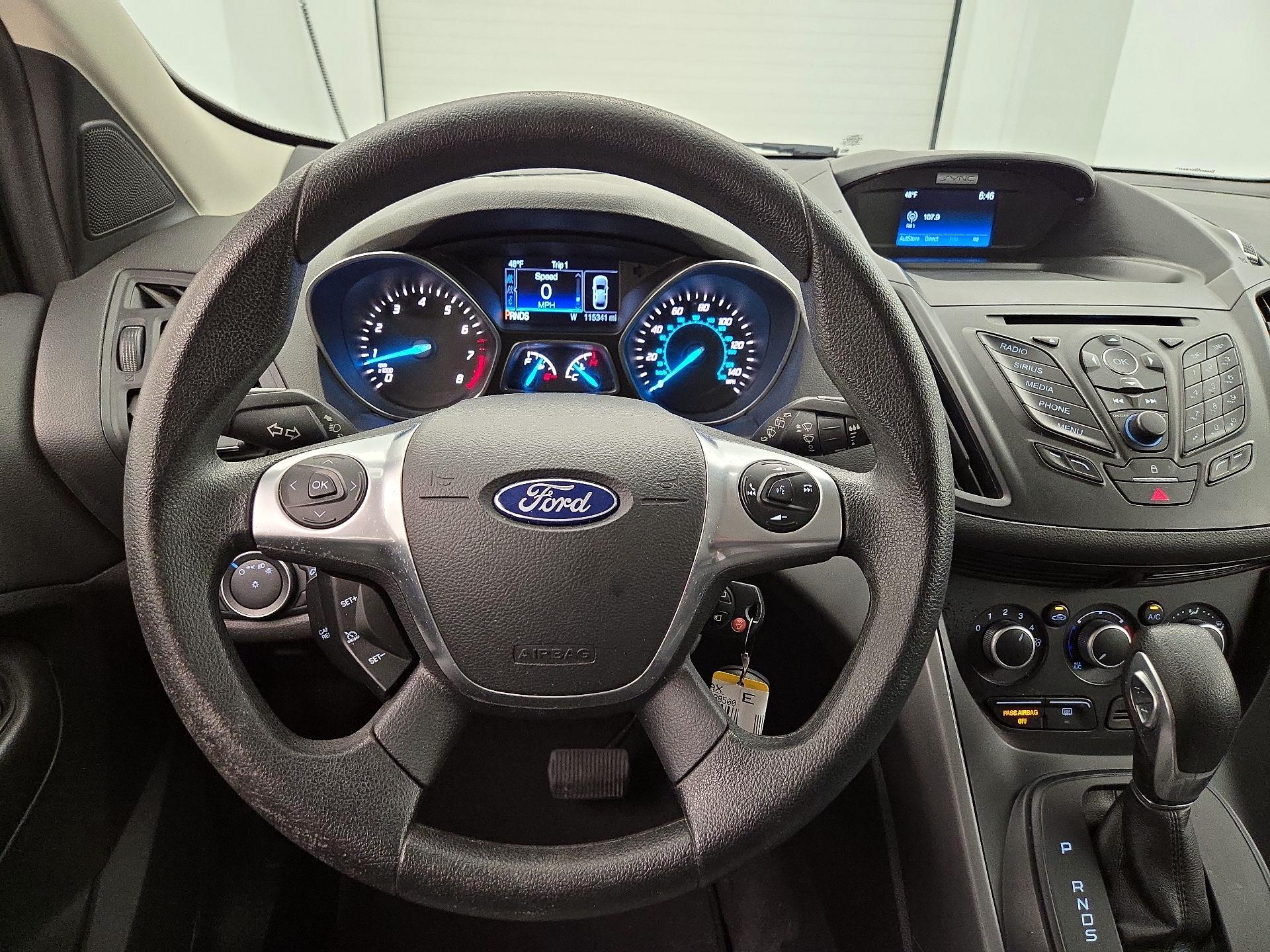 Thumbnail: 2016 Ford Escape - 10