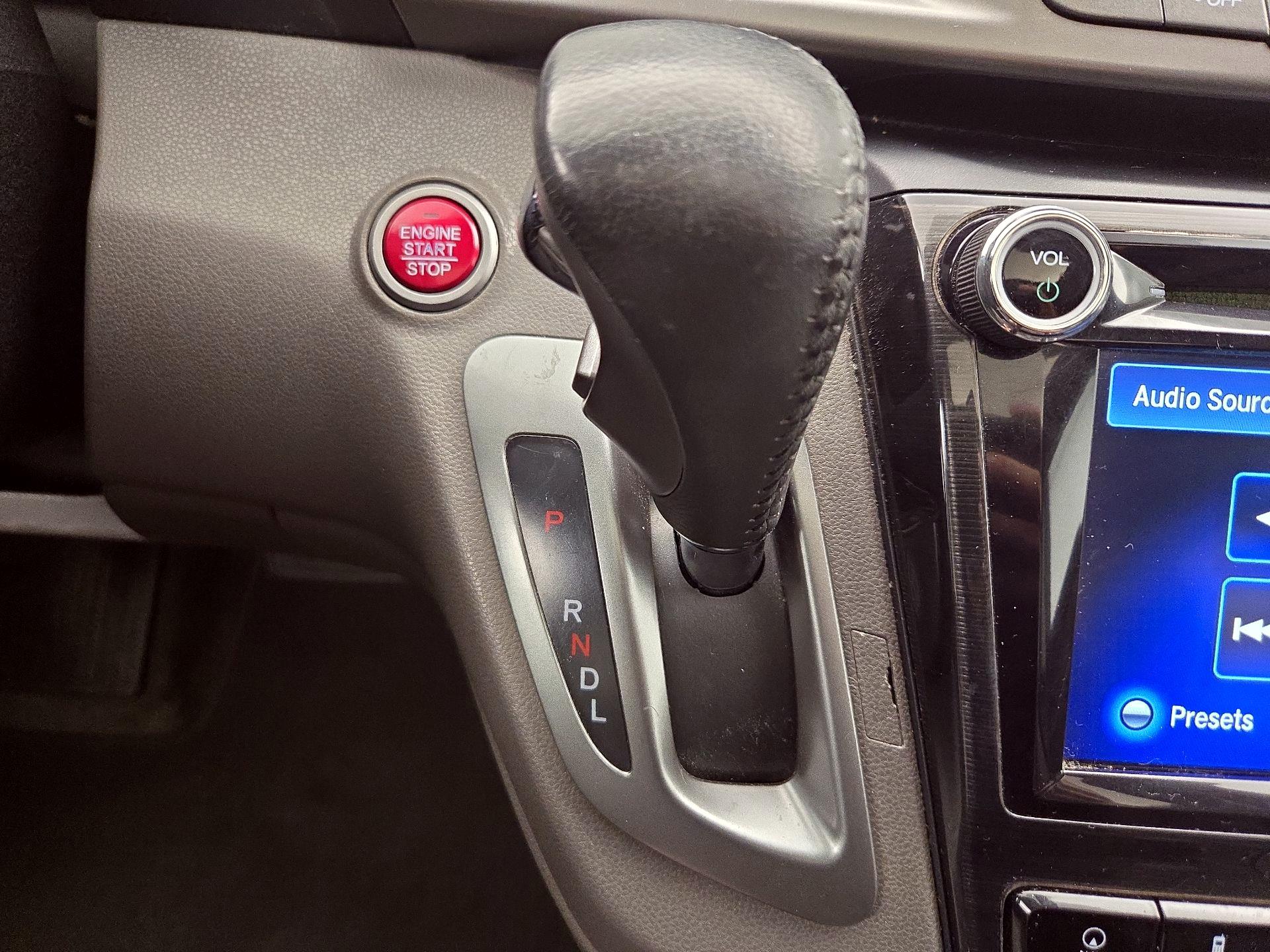 Thumbnail: 2015 Honda Odyssey - 18