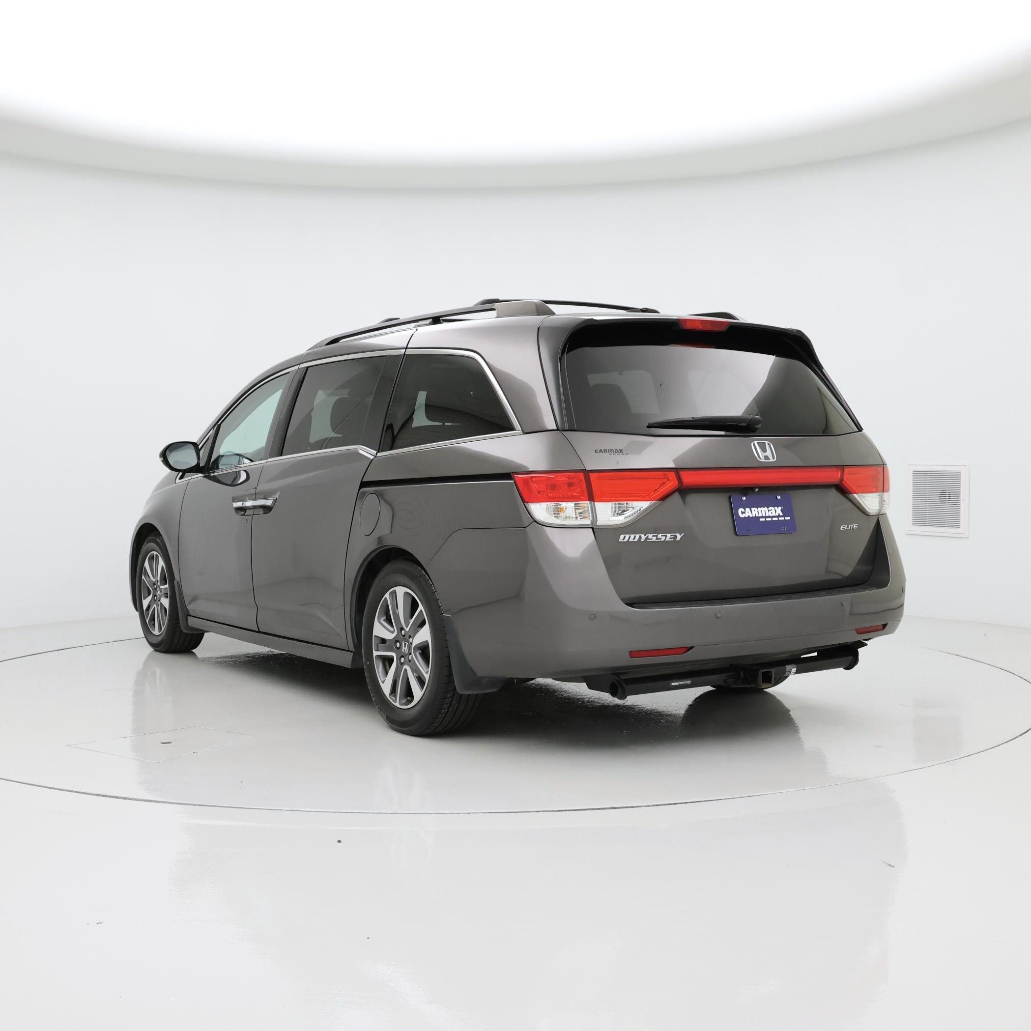 Thumbnail: 2015 Honda Odyssey - 2