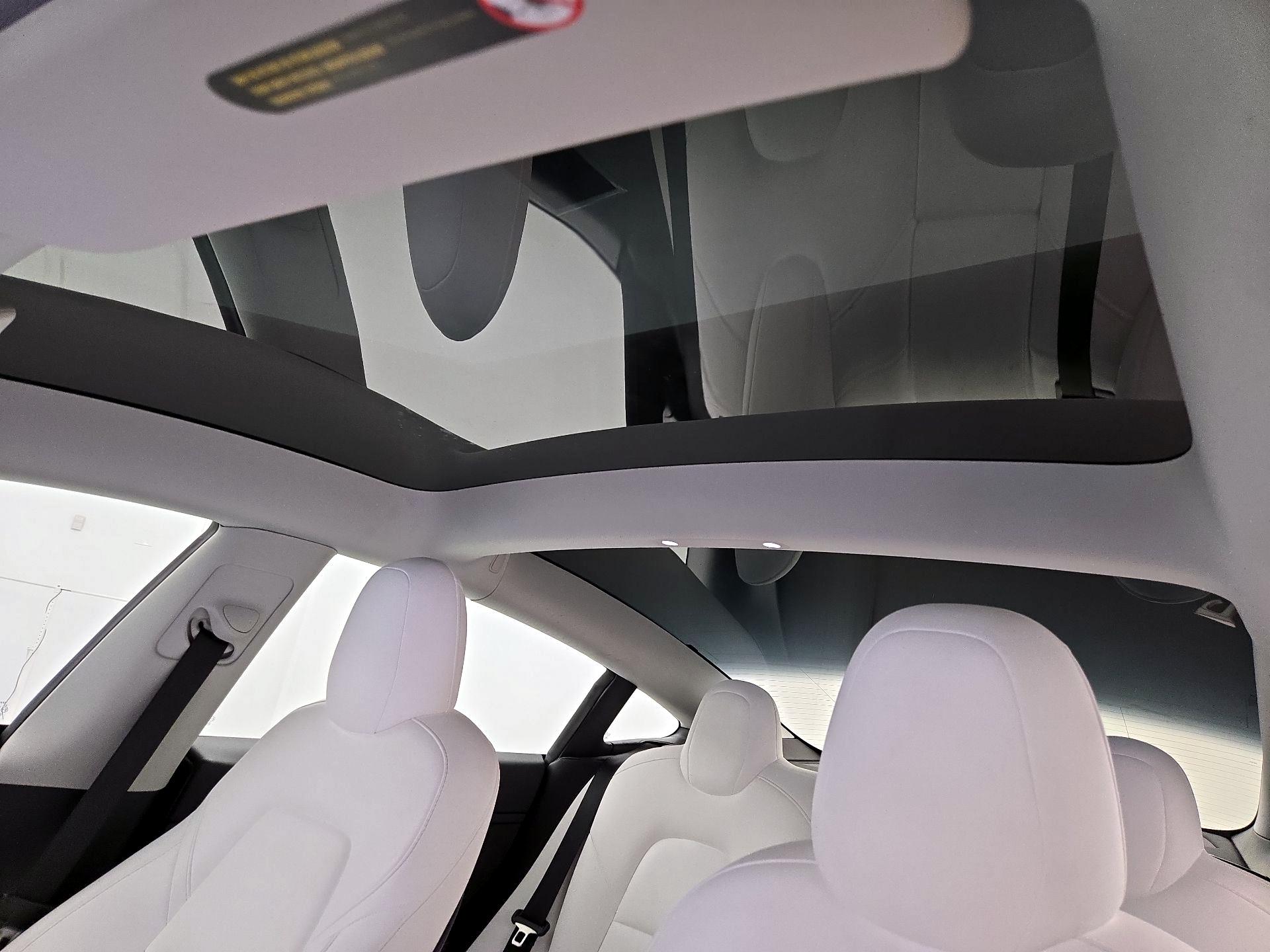 Thumbnail: 2022 Tesla Model 3 - 19