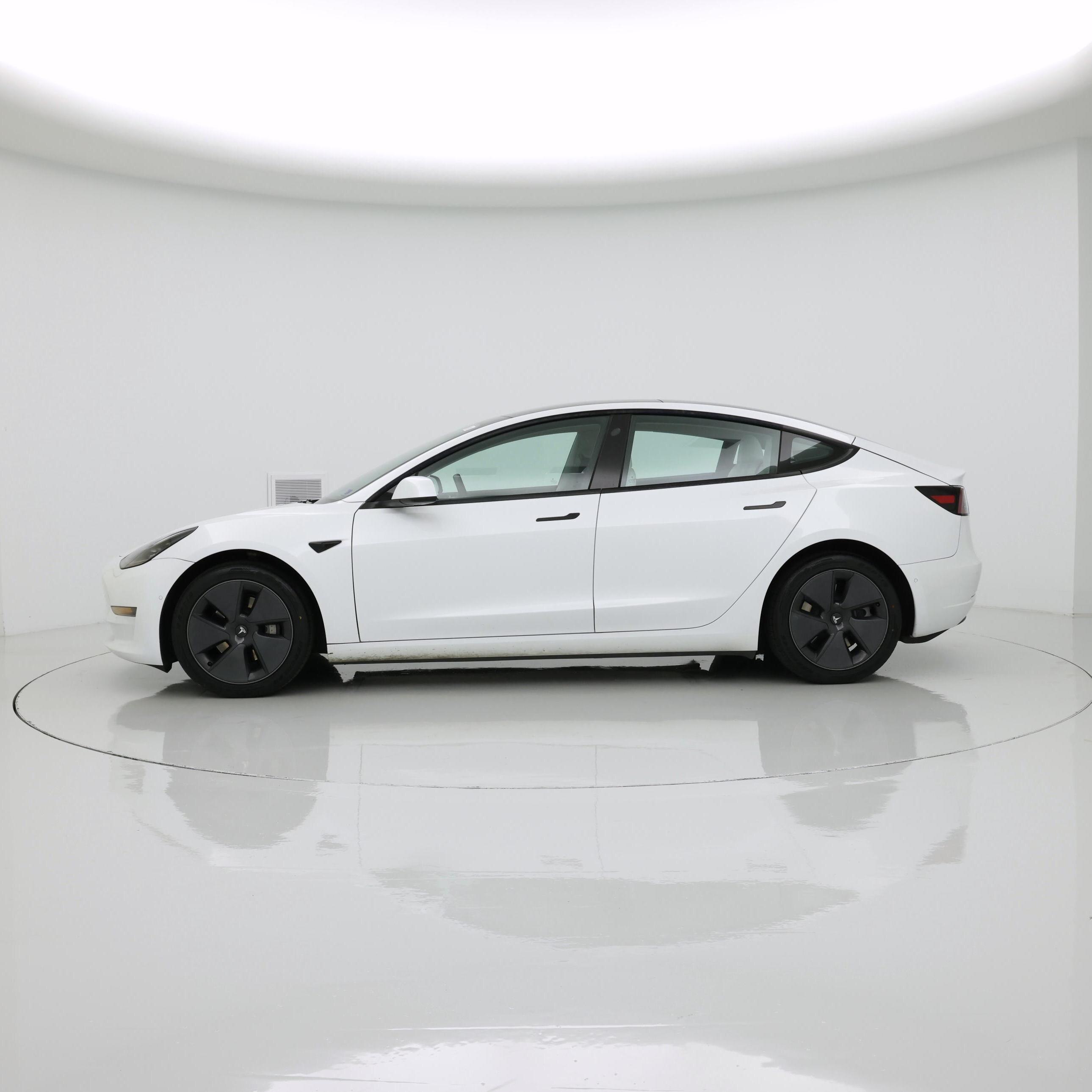 Thumbnail: 2022 Tesla Model 3 - 3