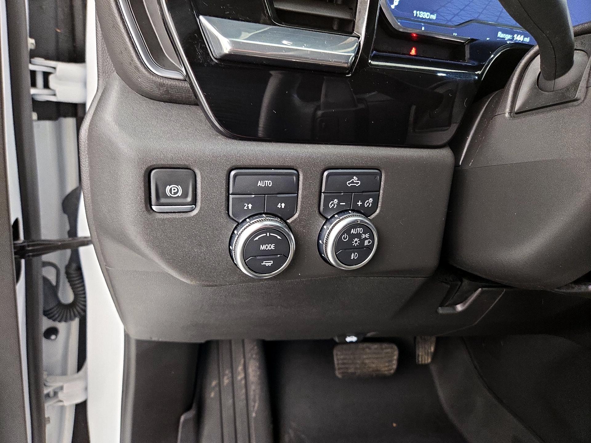 Thumbnail: 2025 GMC Sierra 1500 - 13