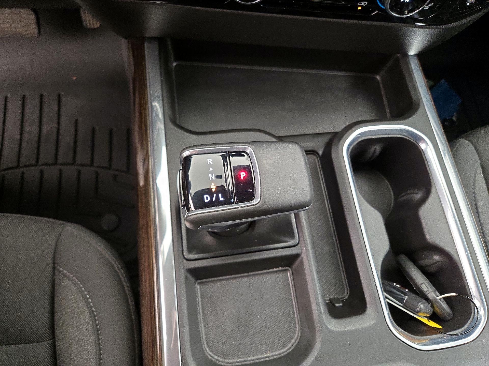 Thumbnail: 2025 GMC Sierra 1500 - 18