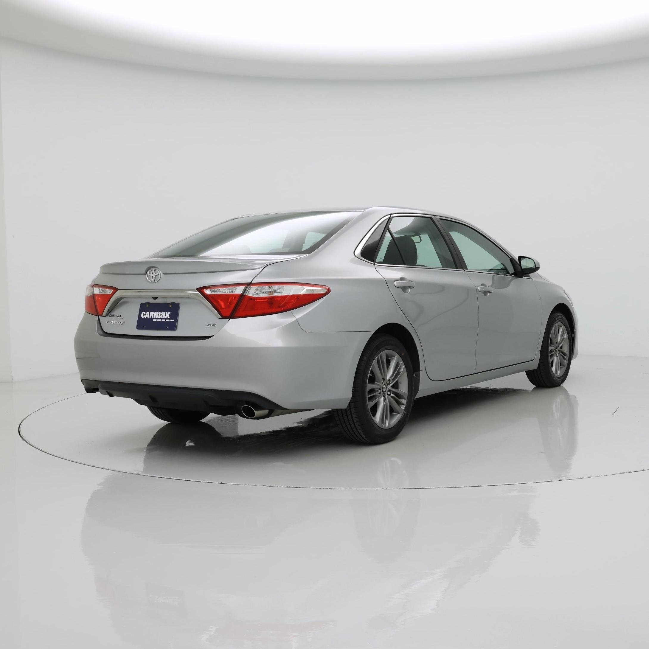 Thumbnail: 2017 Toyota Camry - 8