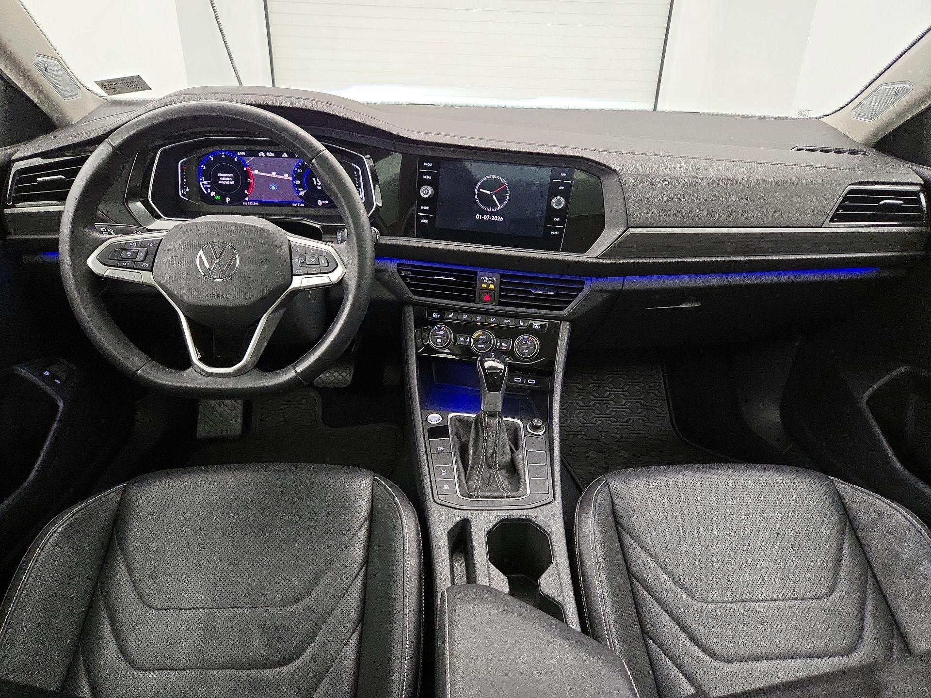 Thumbnail: 2022 Volkswagen Jetta - 9