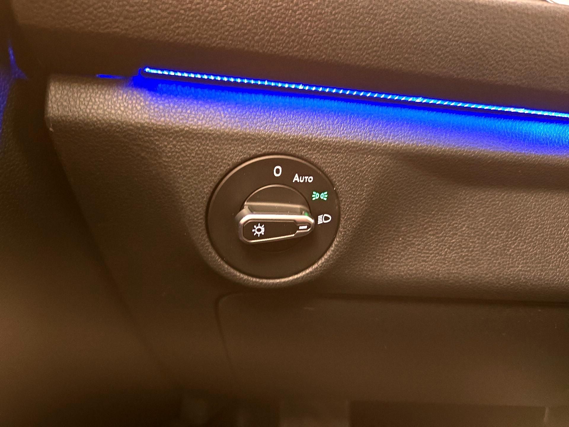 Thumbnail: 2022 Volkswagen Jetta - 13