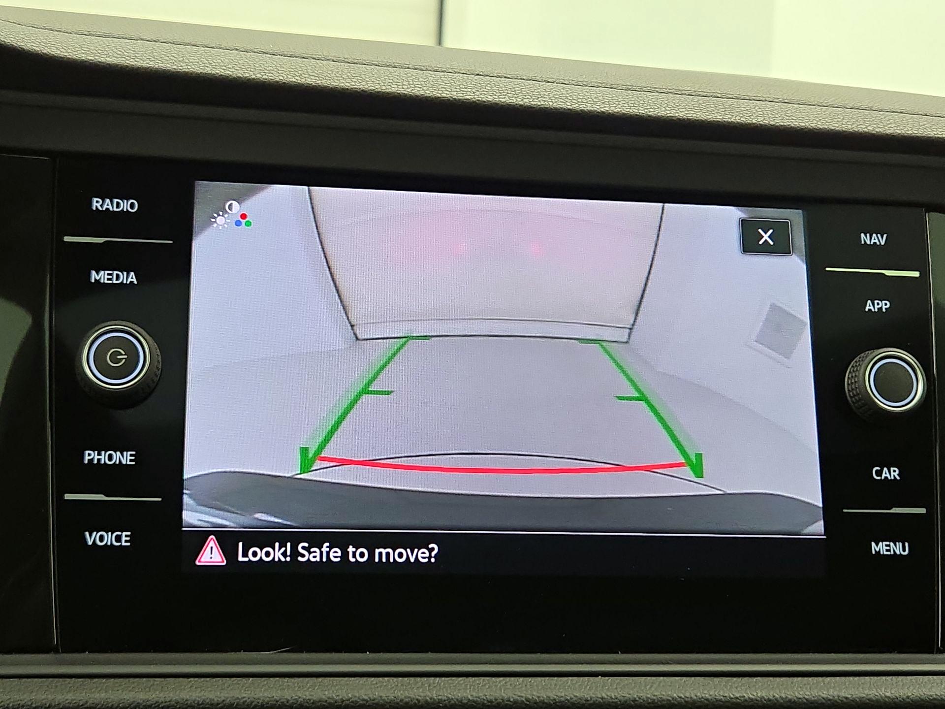 Thumbnail: 2022 Volkswagen Jetta - 15