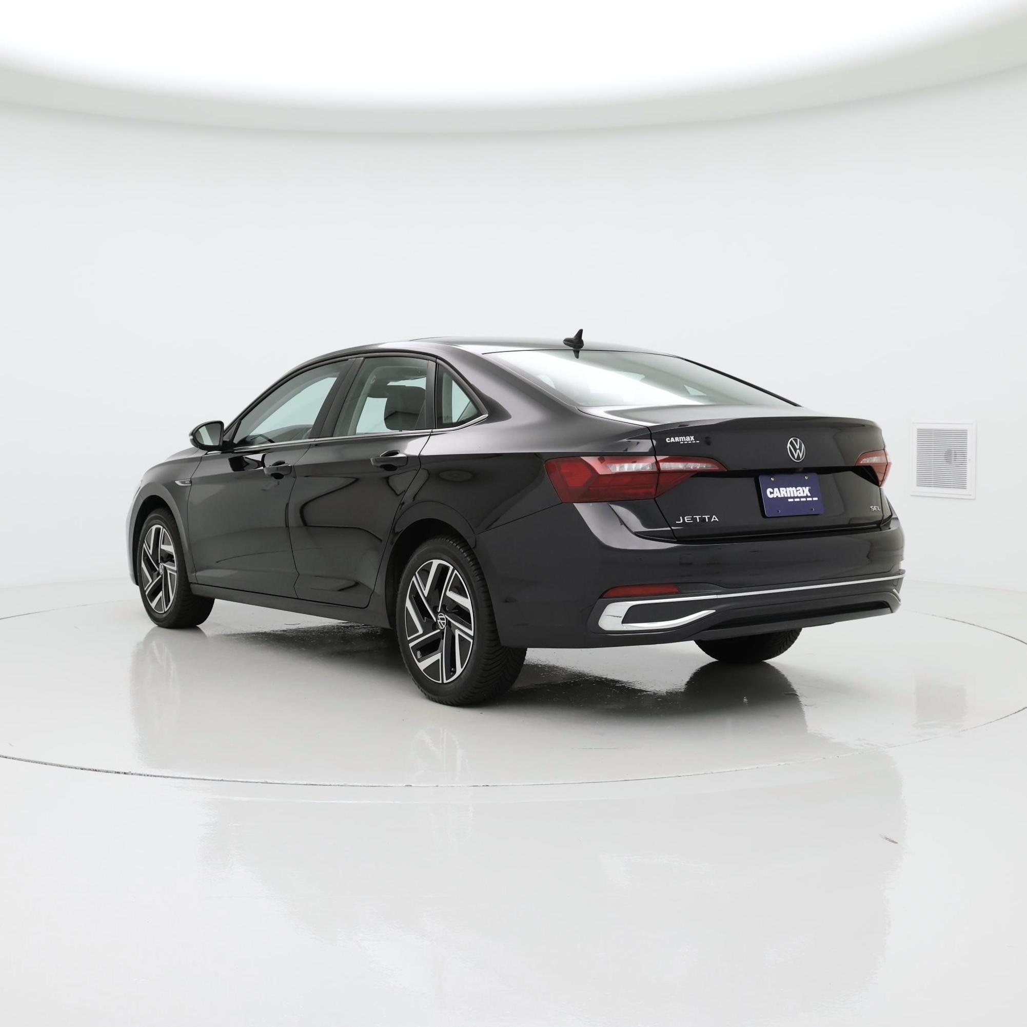 Thumbnail: 2022 Volkswagen Jetta - 2