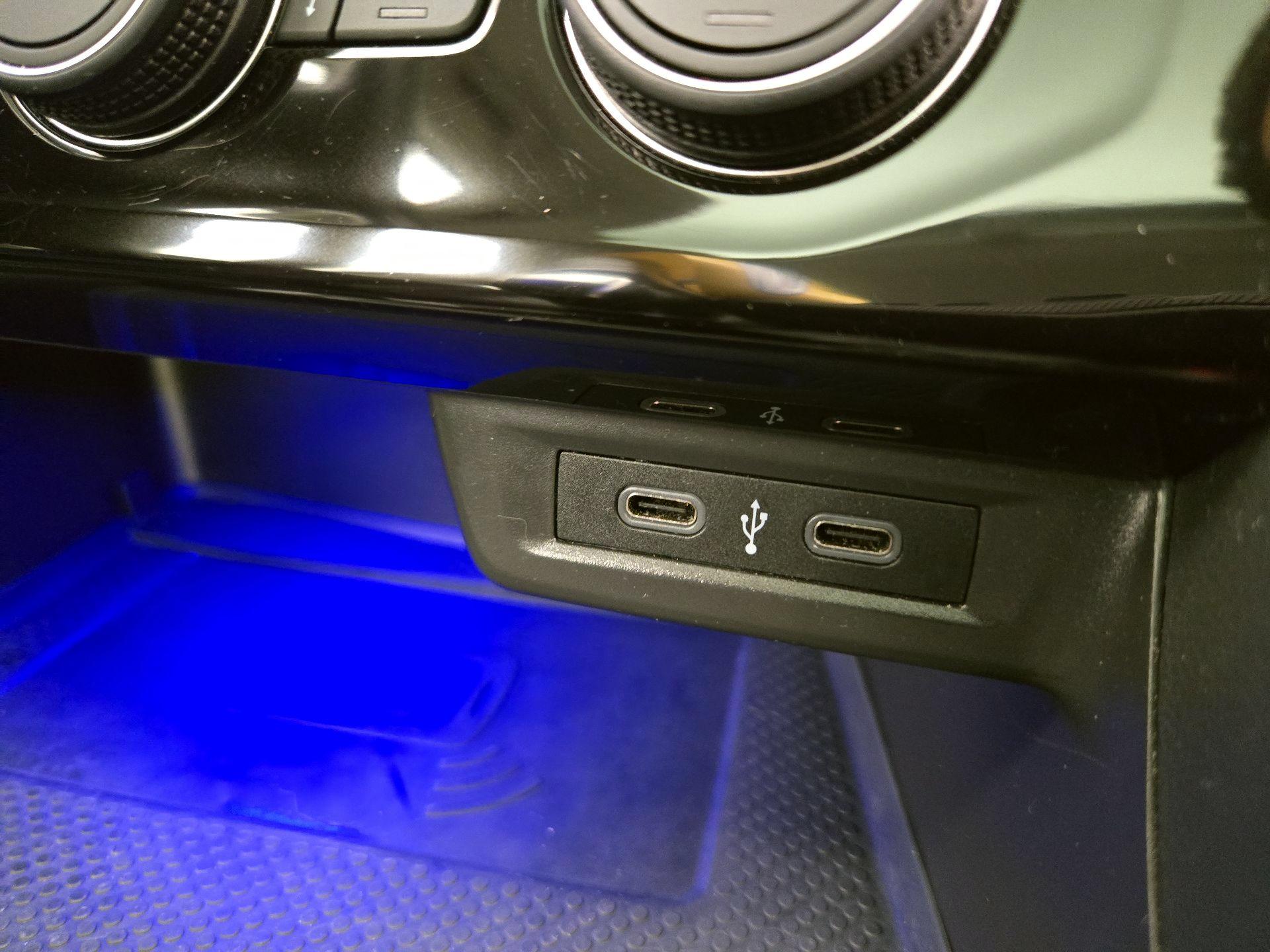 Thumbnail: 2022 Volkswagen Jetta - 19