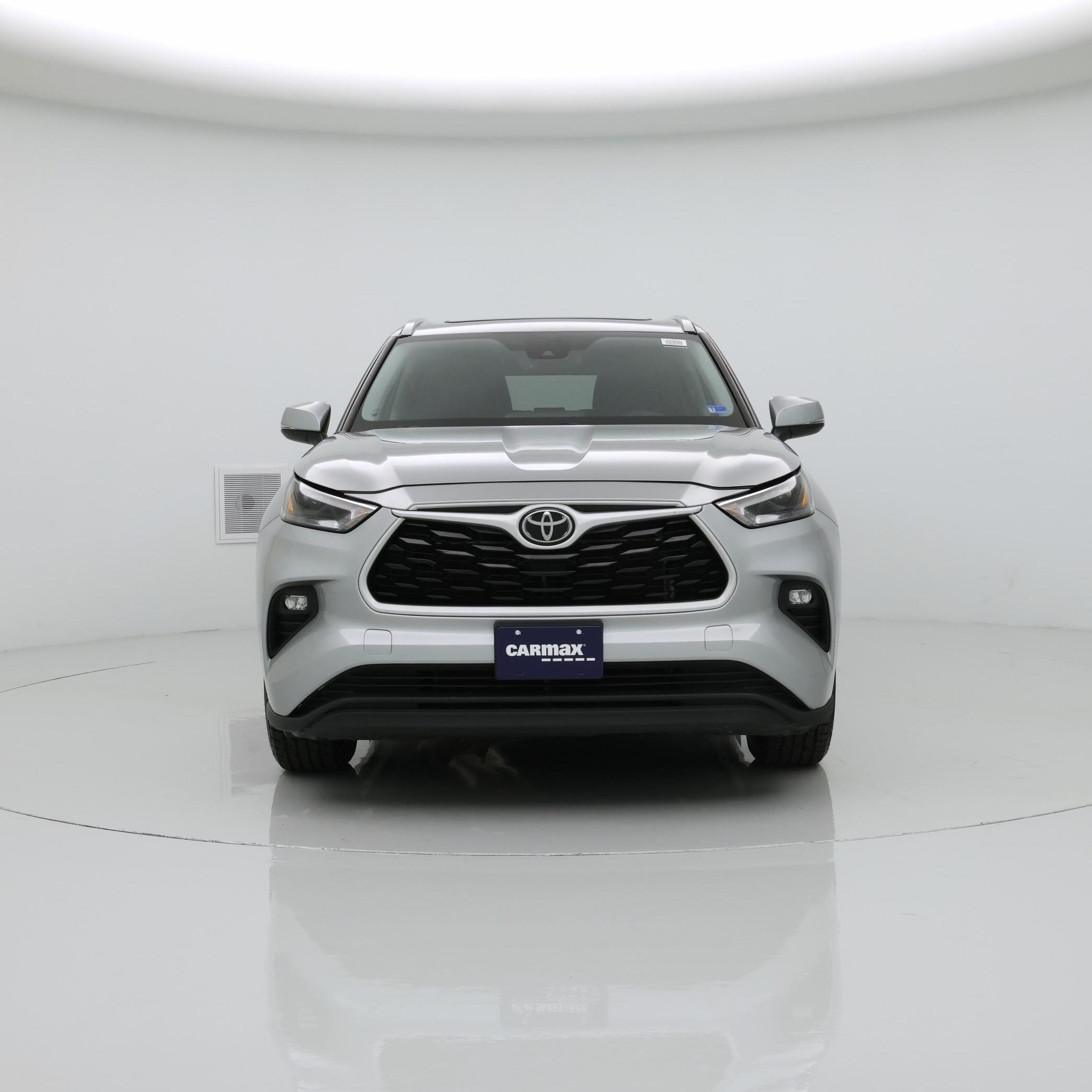 Thumbnail: 2023 Toyota Highlander - 5
