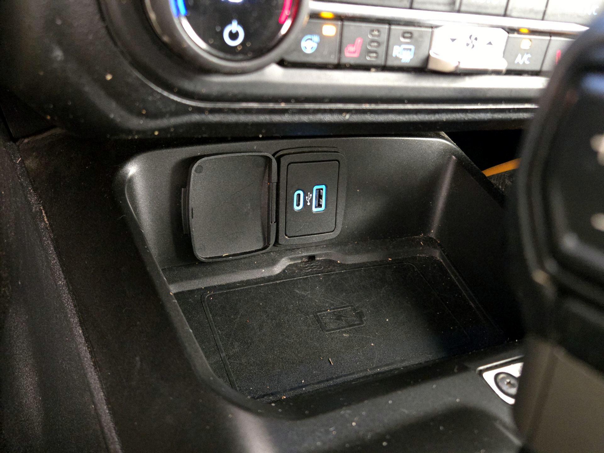 Thumbnail: 2021 Ford Bronco - 19