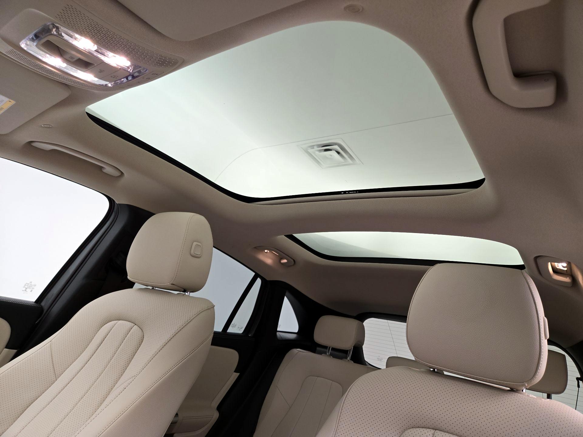 Thumbnail: 2021 Mercedes-Benz GLA - 19