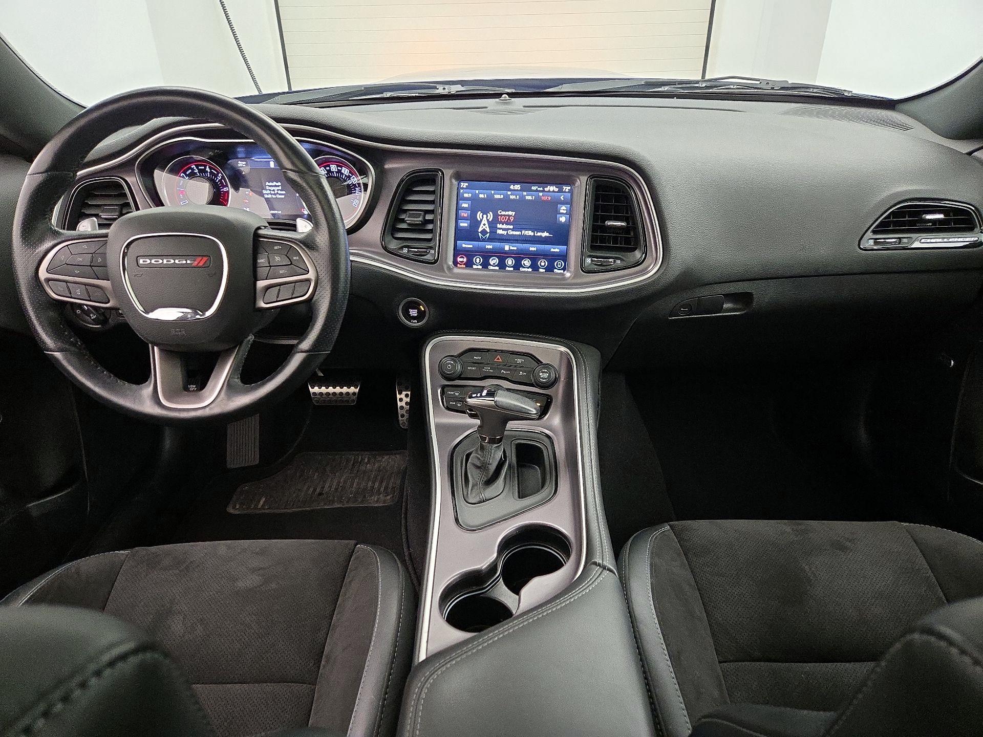 Thumbnail: 2019 Dodge Challenger - 9