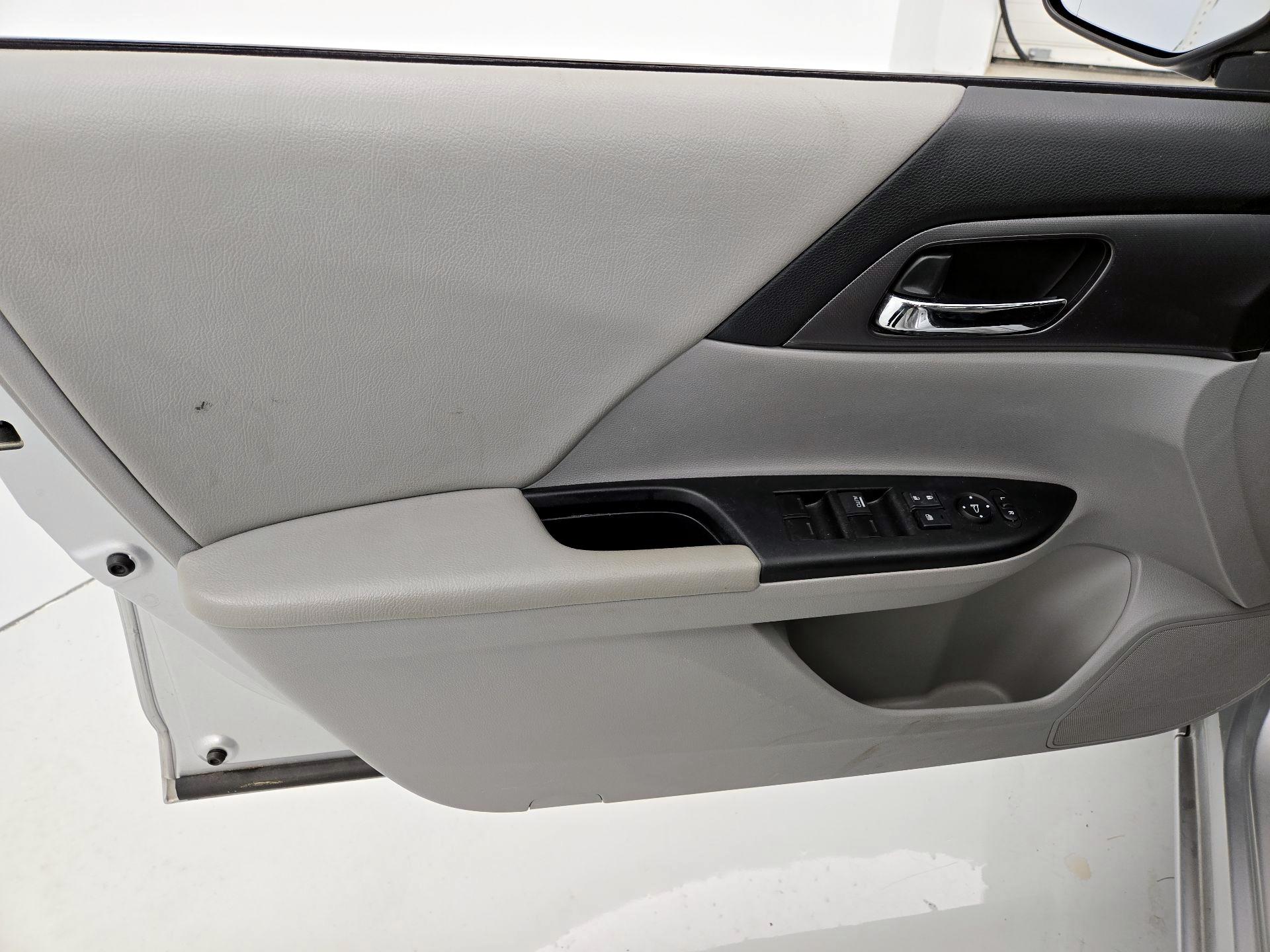 Thumbnail: 2014 Honda Accord - 12