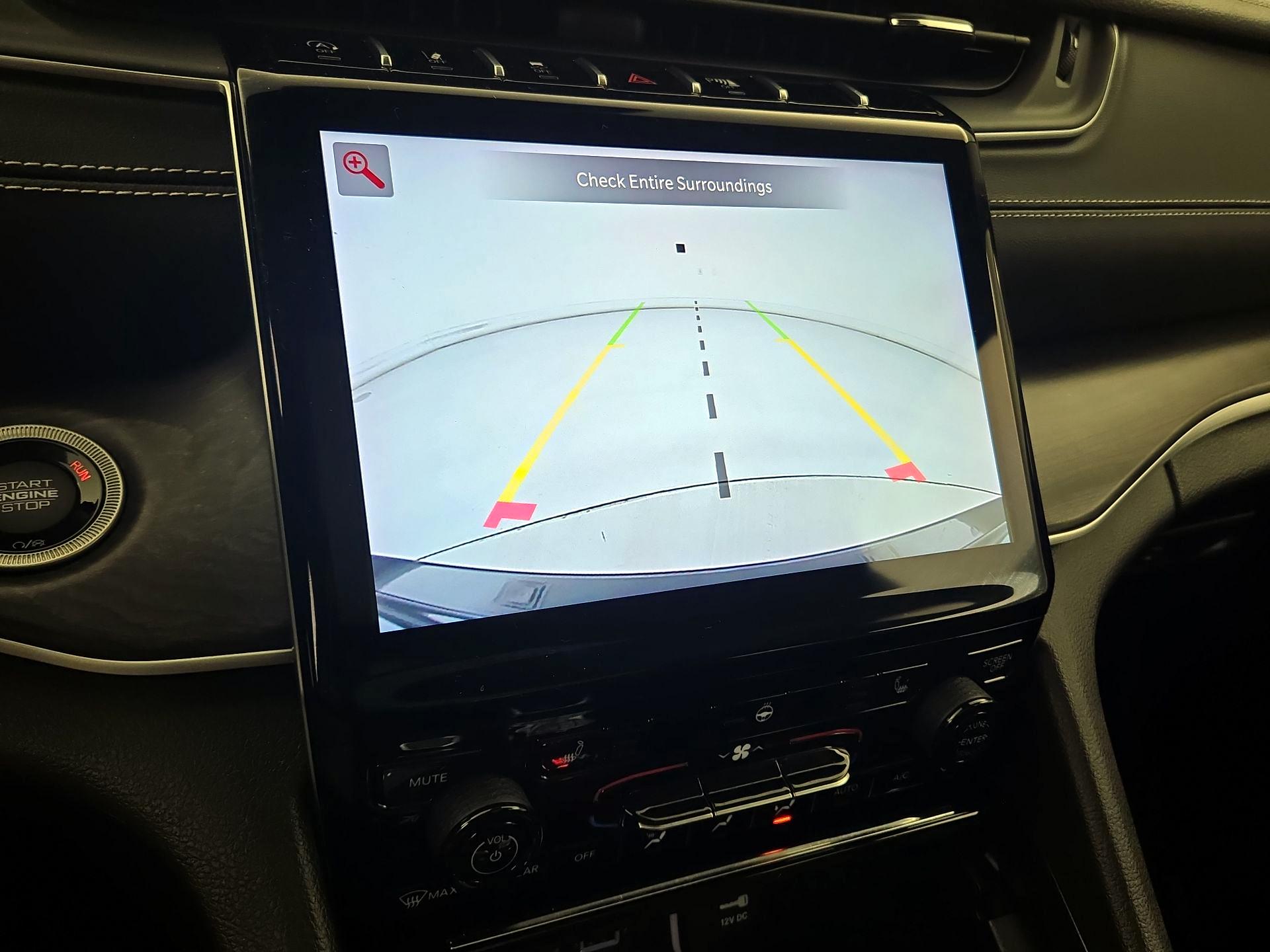 Thumbnail: 2024 Jeep Grand Cherokee - 15