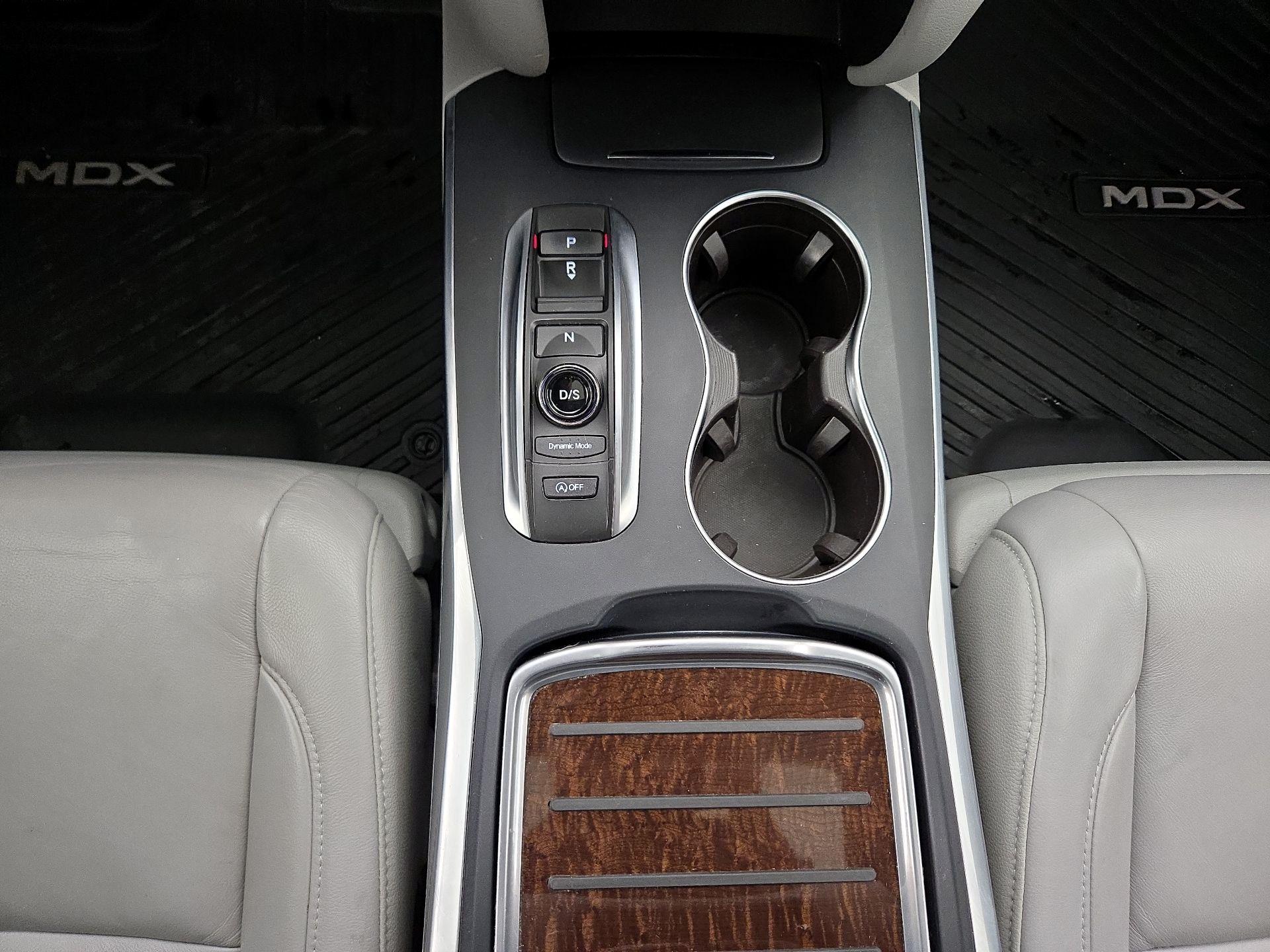 Thumbnail: 2019 Acura MDX - 17