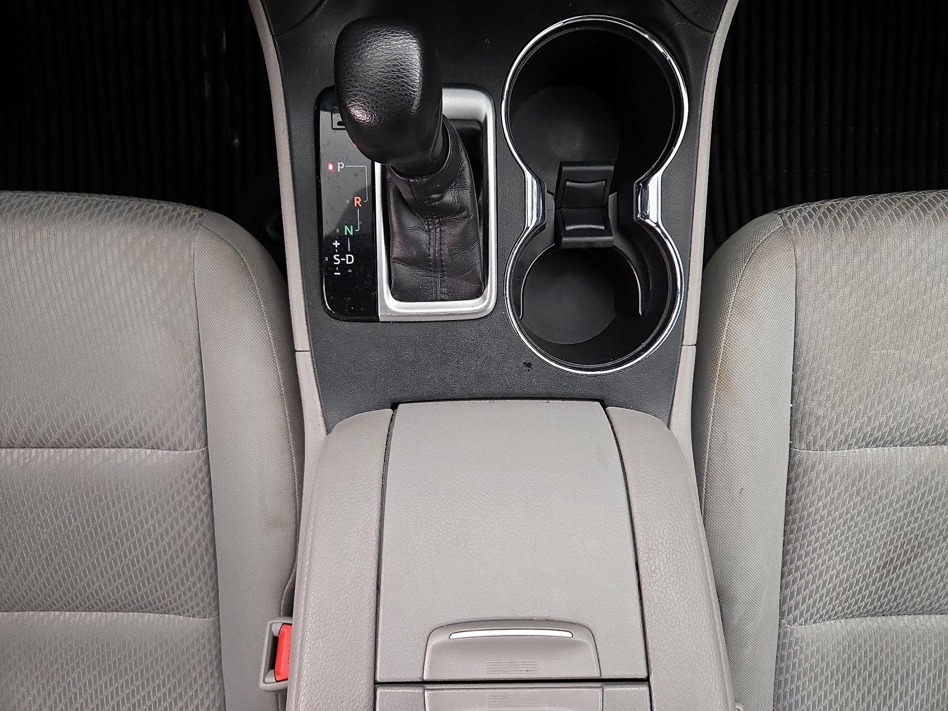 Thumbnail: 2019 Toyota Highlander - 17