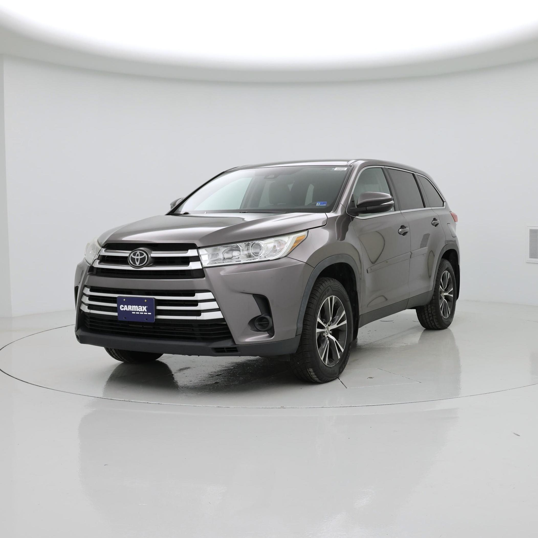 Thumbnail: 2019 Toyota Highlander - 4