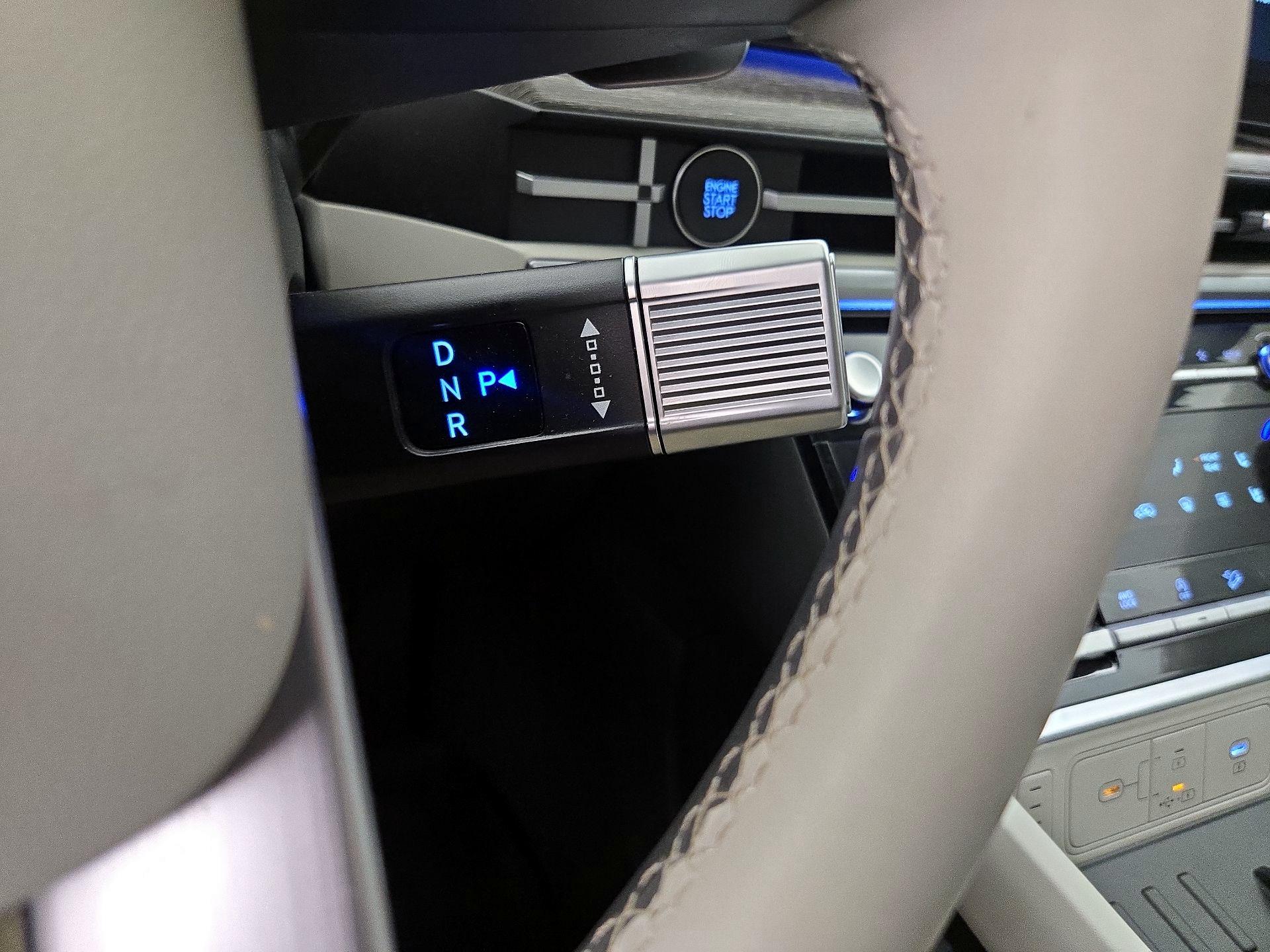 Thumbnail: 2024 Hyundai Santa Fe - 18