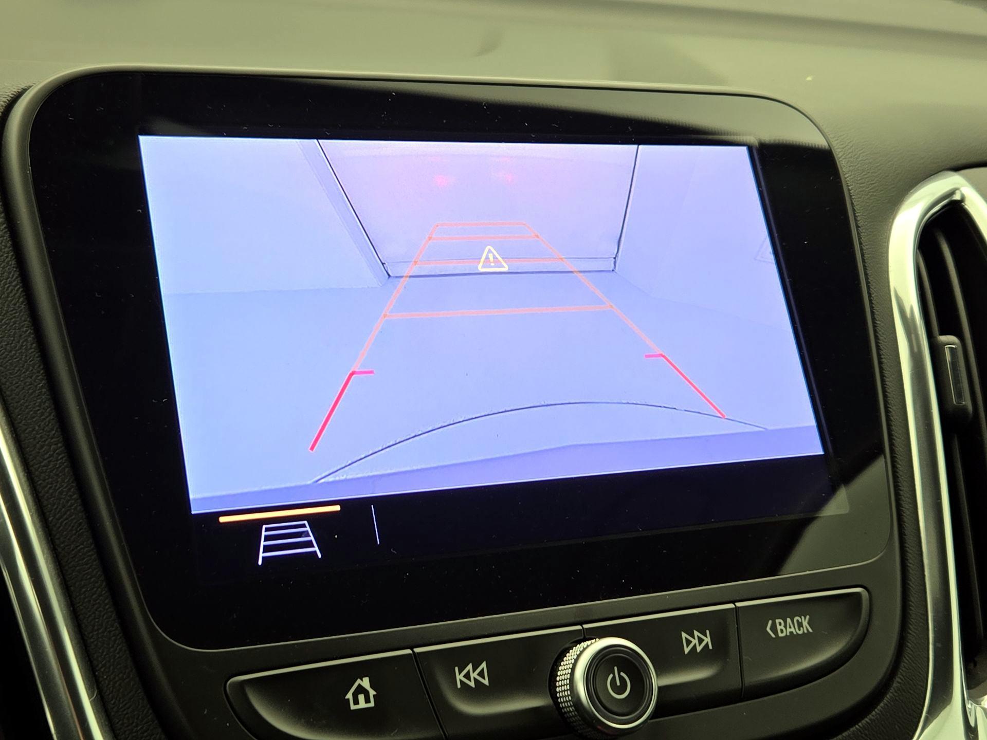 Thumbnail: 2019 Chevrolet Equinox - 14