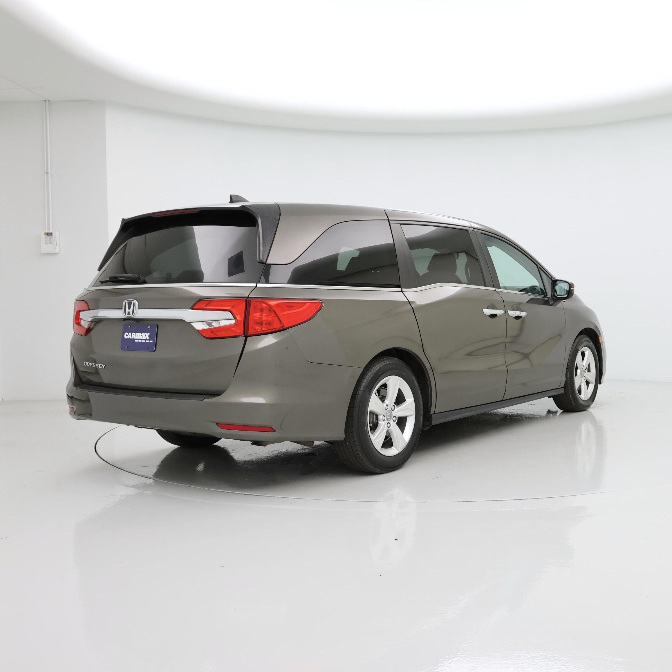 Thumbnail: 2019 Honda Odyssey - 8