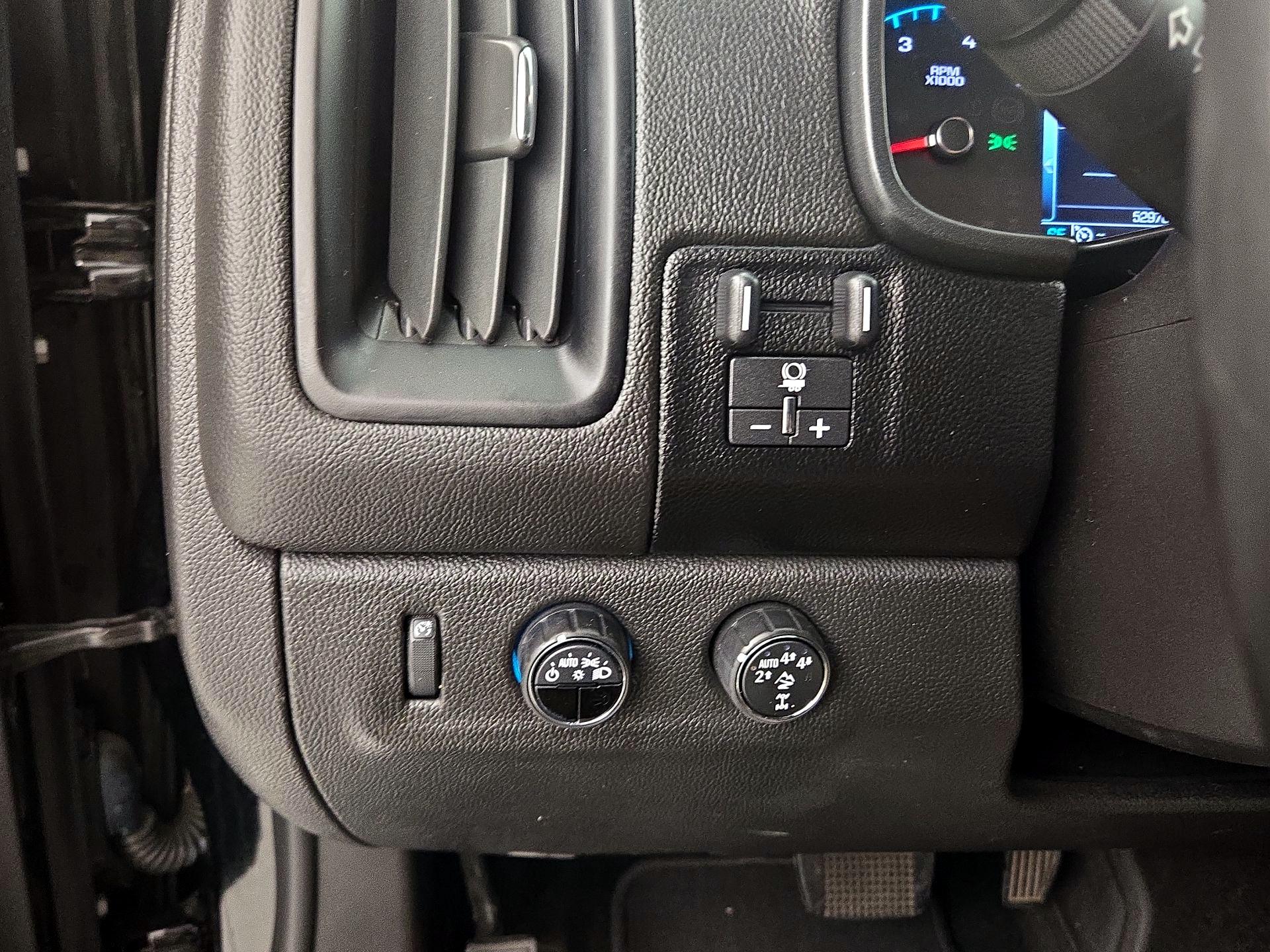 Thumbnail: 2018 Chevrolet Colorado - 13