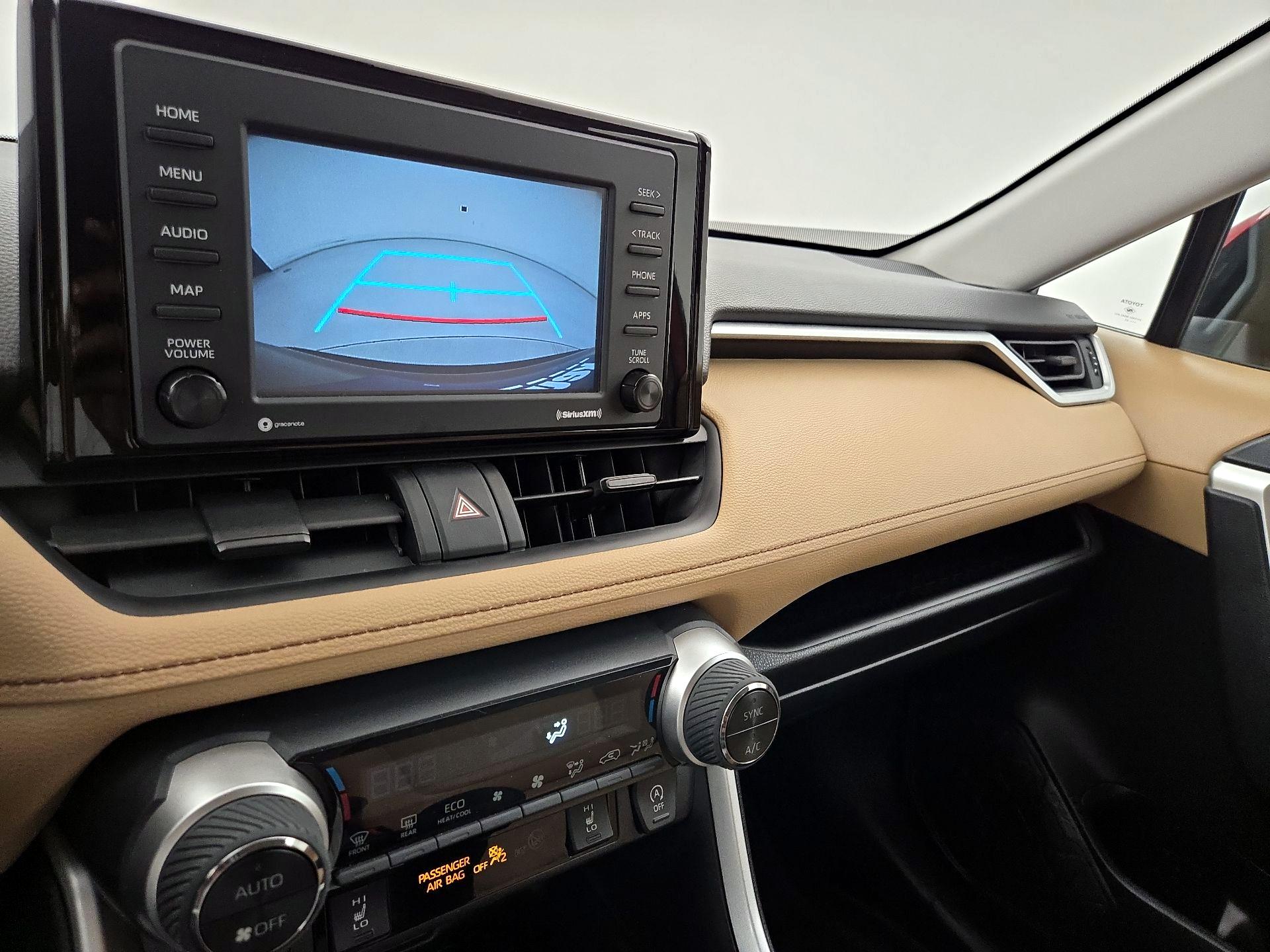 Thumbnail: 2022 Toyota RAV4 - 14