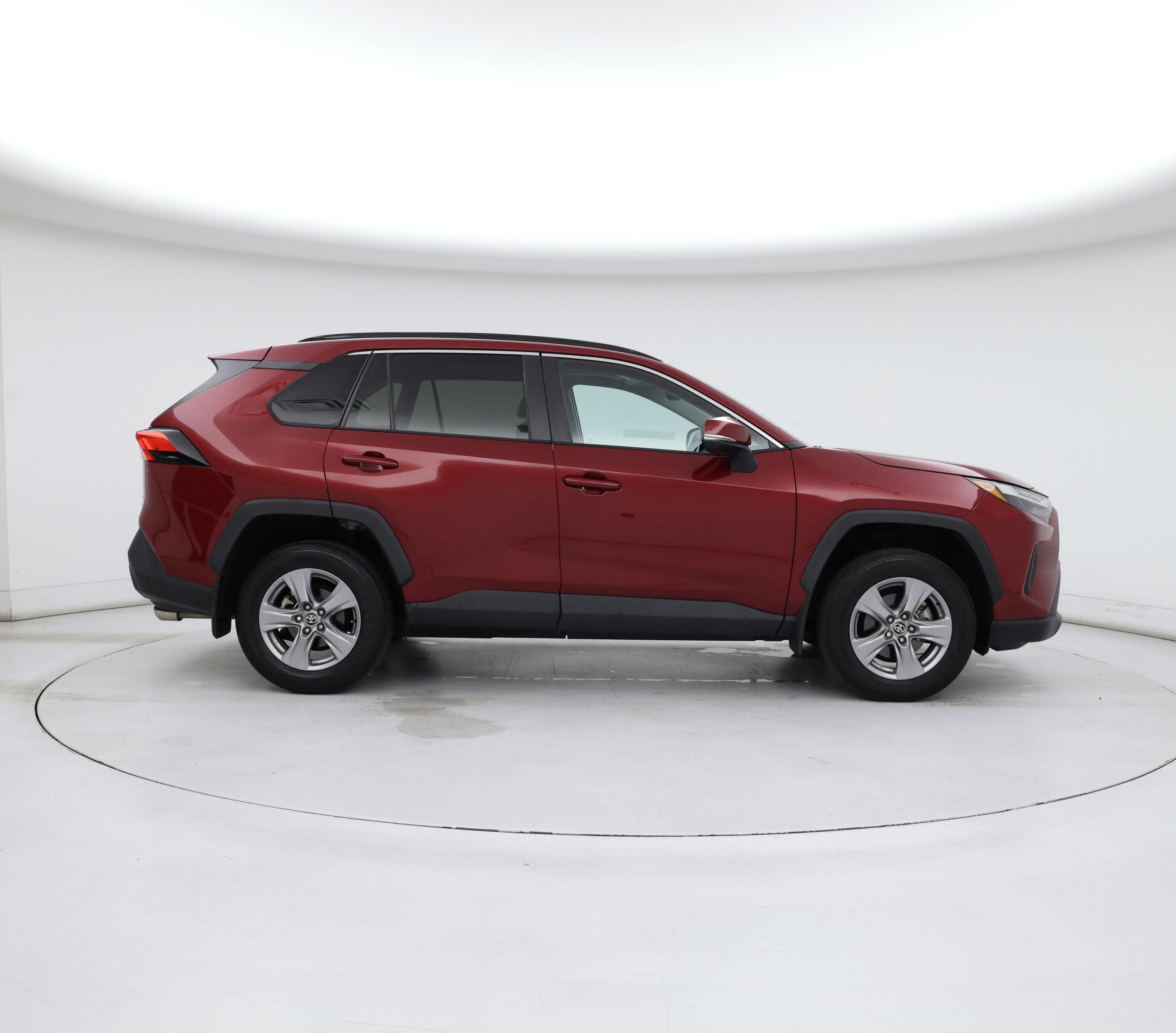Thumbnail: 2022 Toyota RAV4 - 7