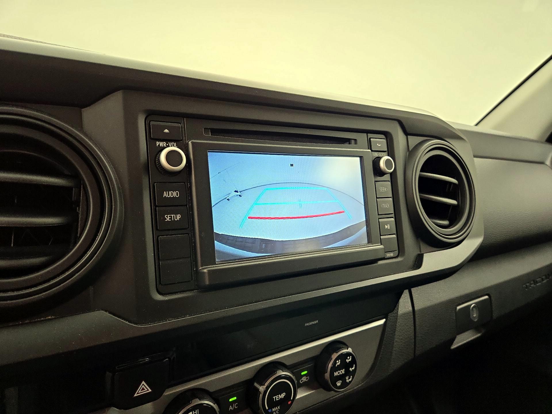 Thumbnail: 2017 Toyota Tacoma - 14