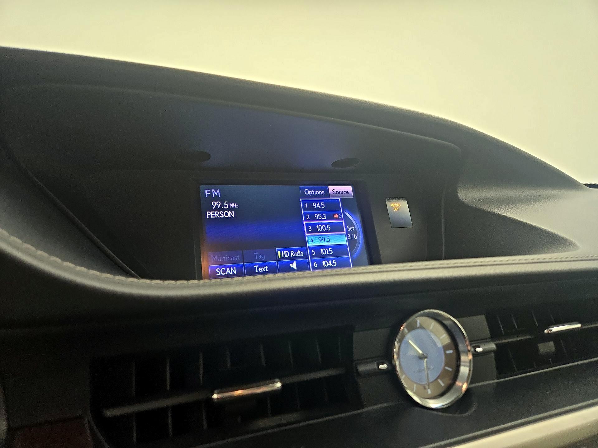 Thumbnail: 2014 Lexus ES - 15