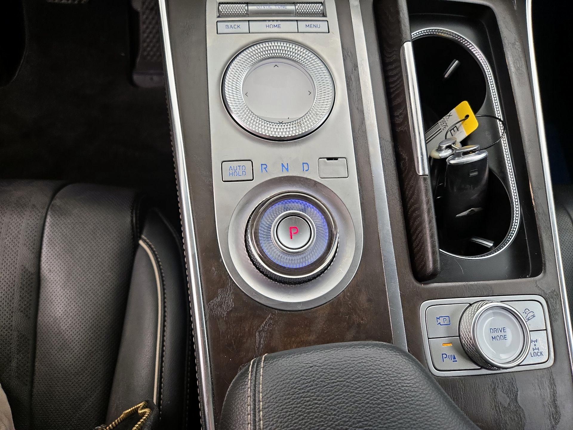 Thumbnail: 2021 Genesis GV80 - 18