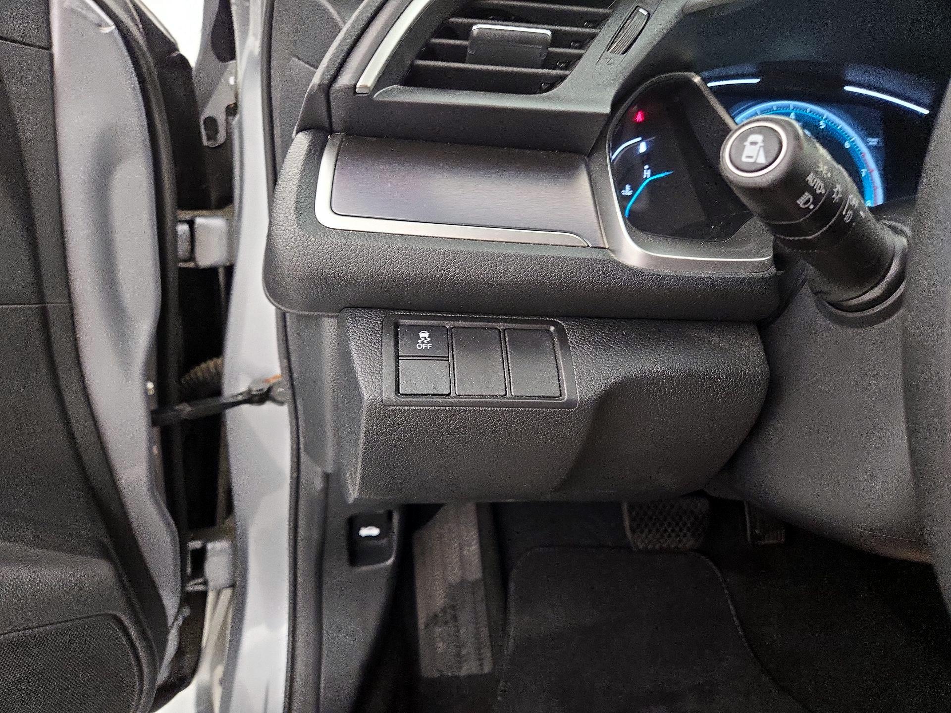 Thumbnail: 2017 Honda Civic - 13