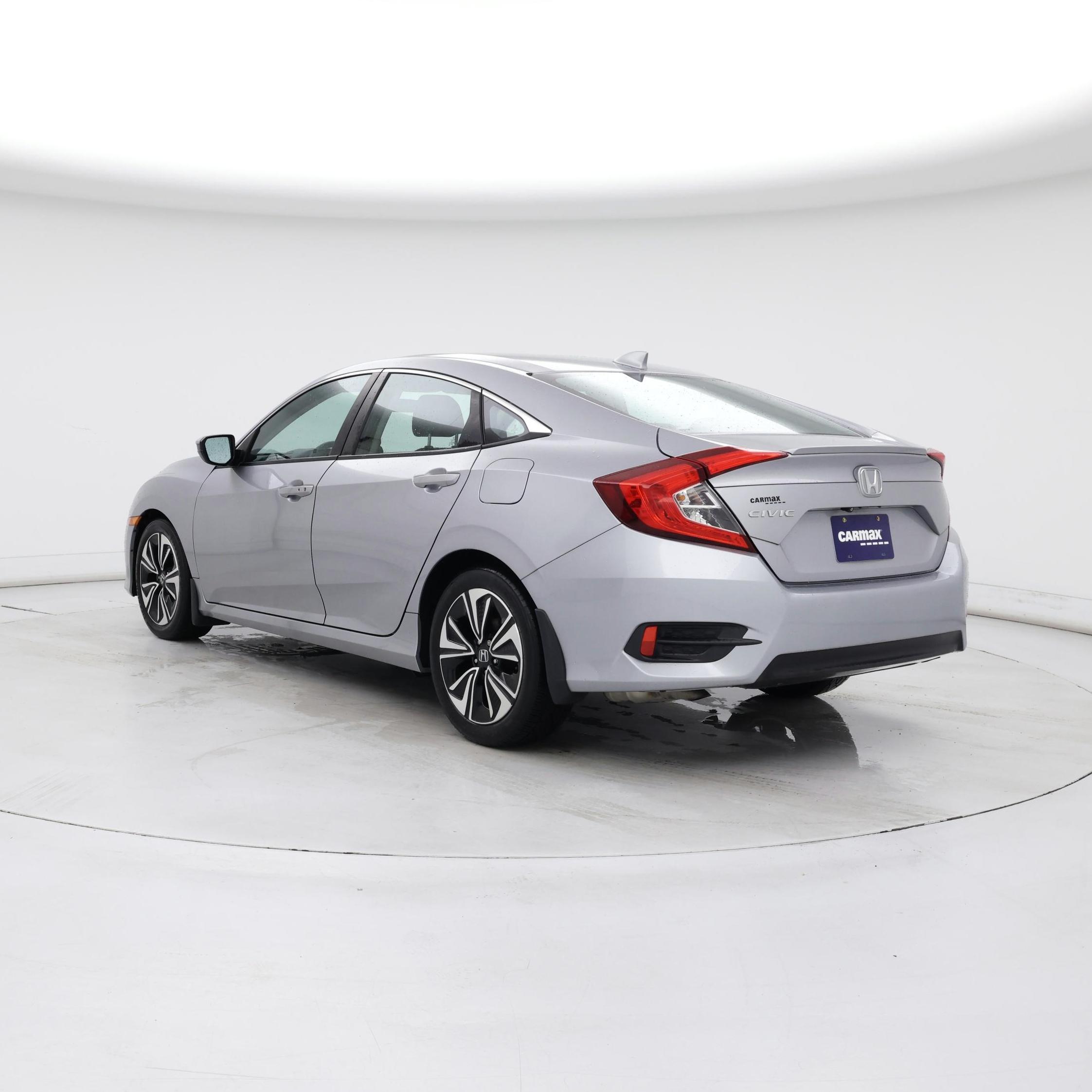 Thumbnail: 2017 Honda Civic - 2