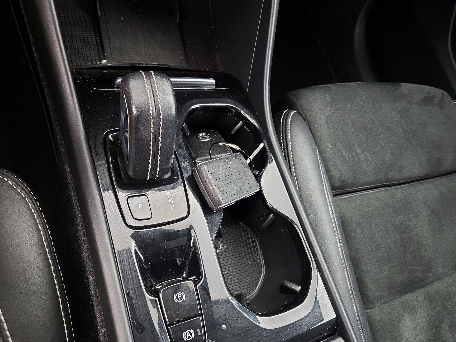 Thumbnail: 2019 Volvo XC40 - 18