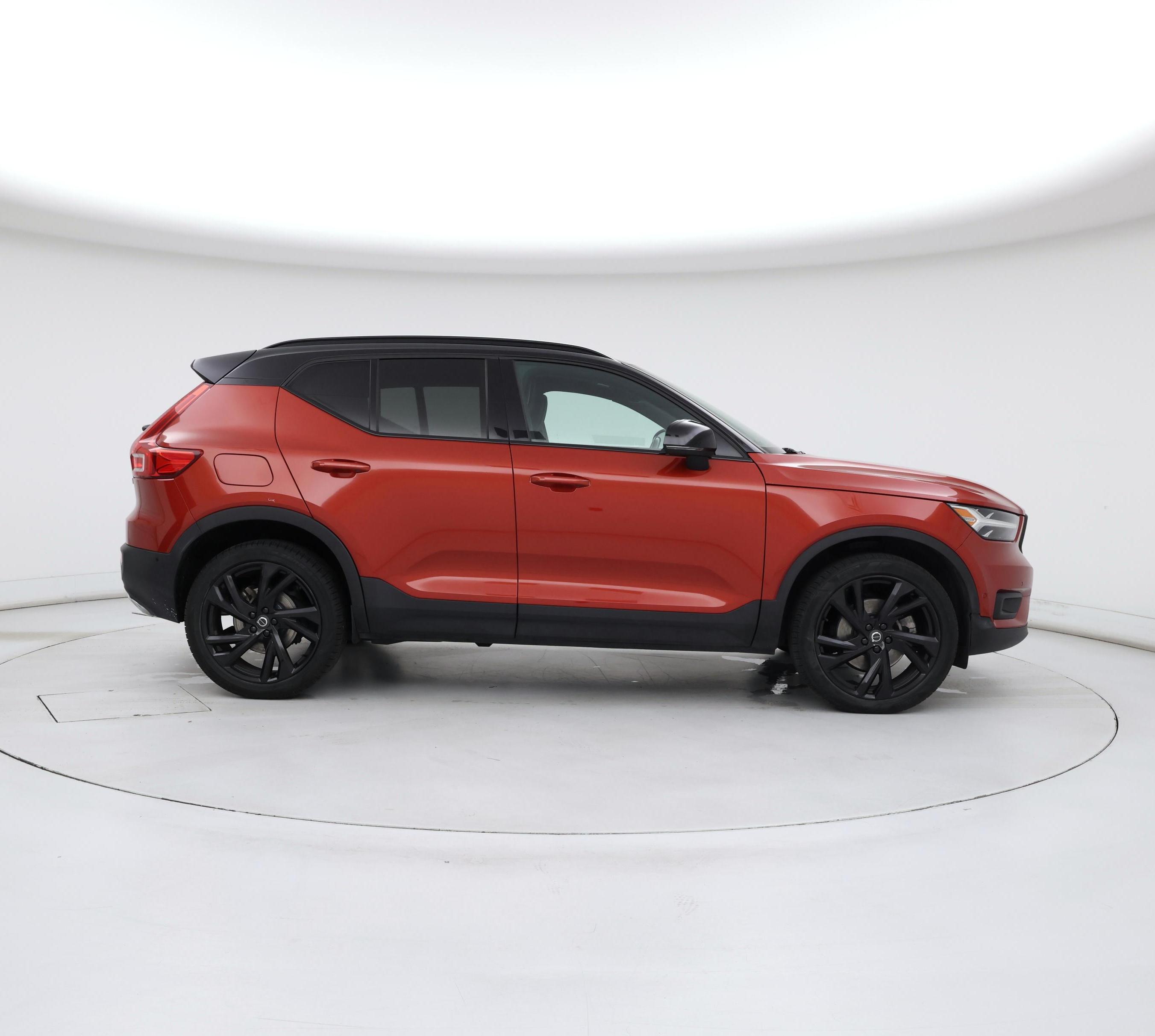 Thumbnail: 2019 Volvo XC40 - 7