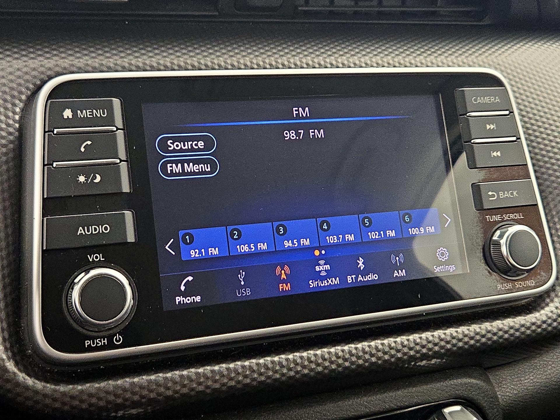 Thumbnail: 2020 Nissan Kicks - 15