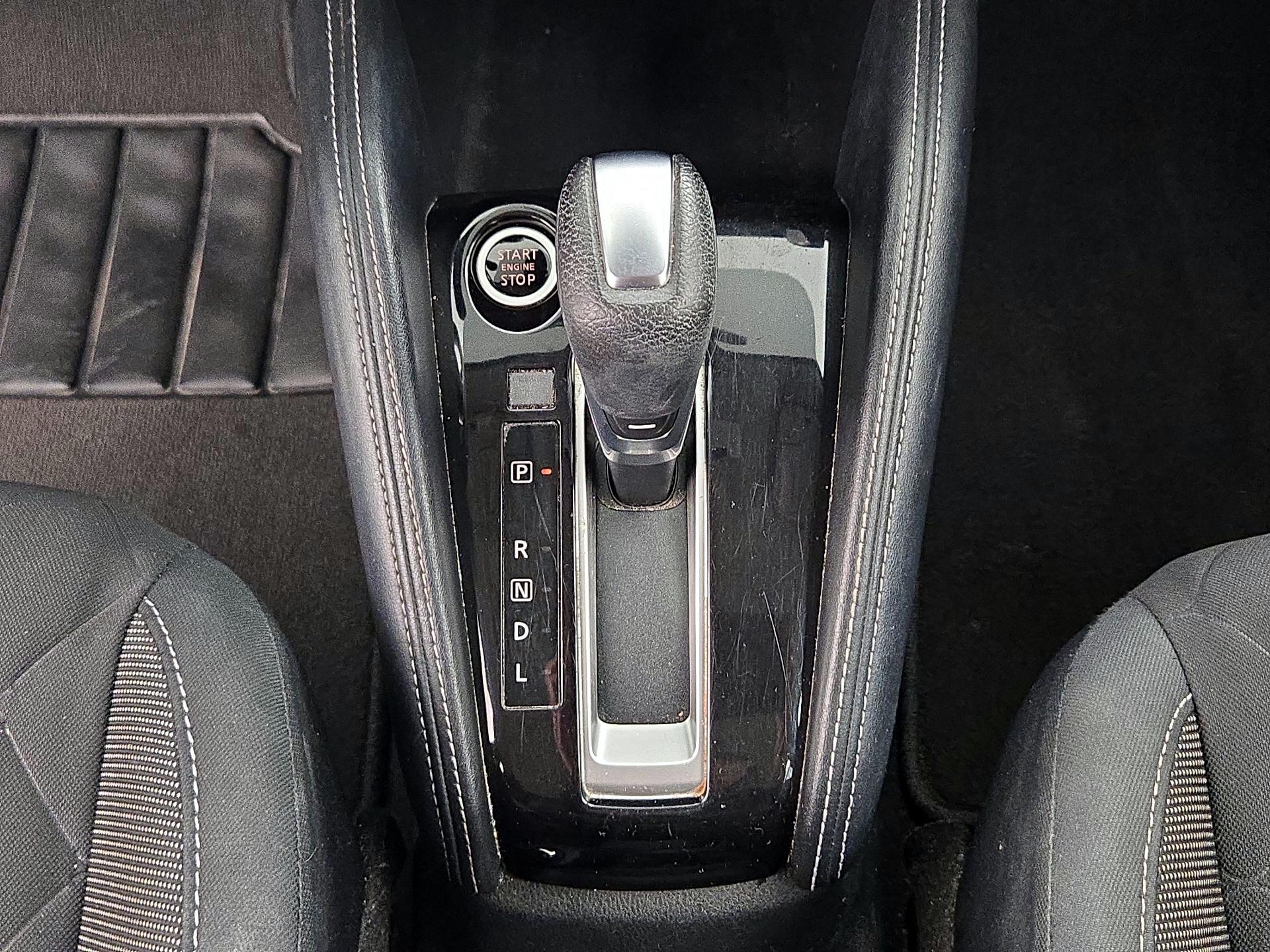 Thumbnail: 2020 Nissan Kicks - 17