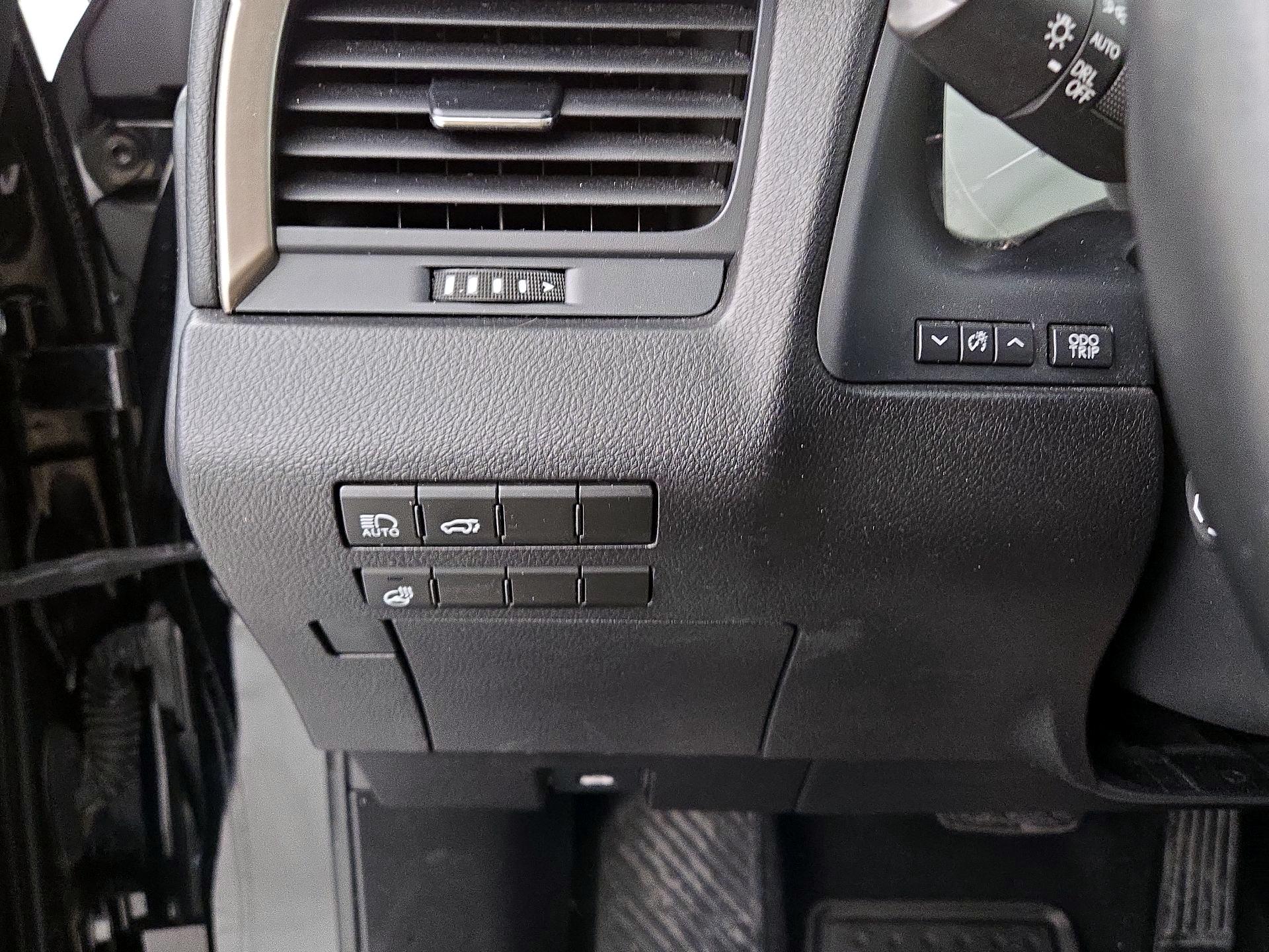 Thumbnail: 2016 Lexus RX - 13